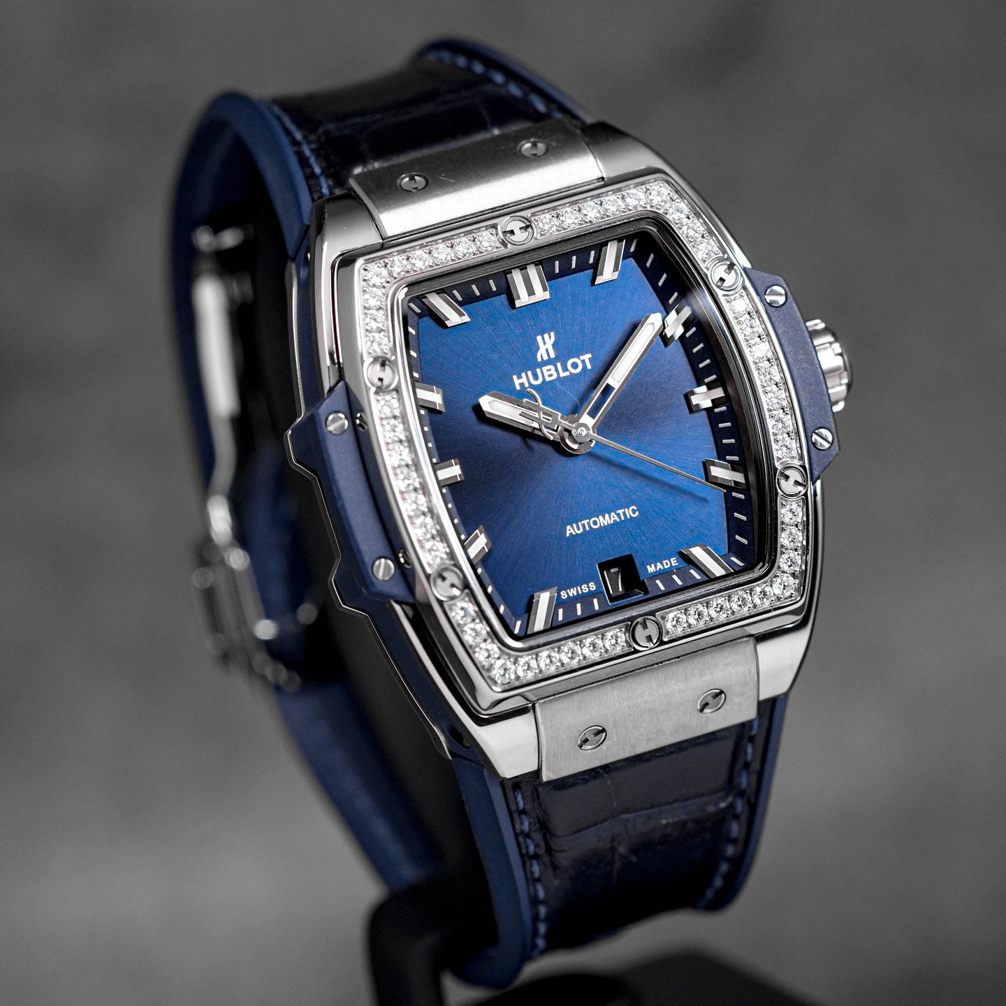 SPIRIT OF BIG BANG 39MM TITANIUM BLUE DIAMOND BEZEL (2021)