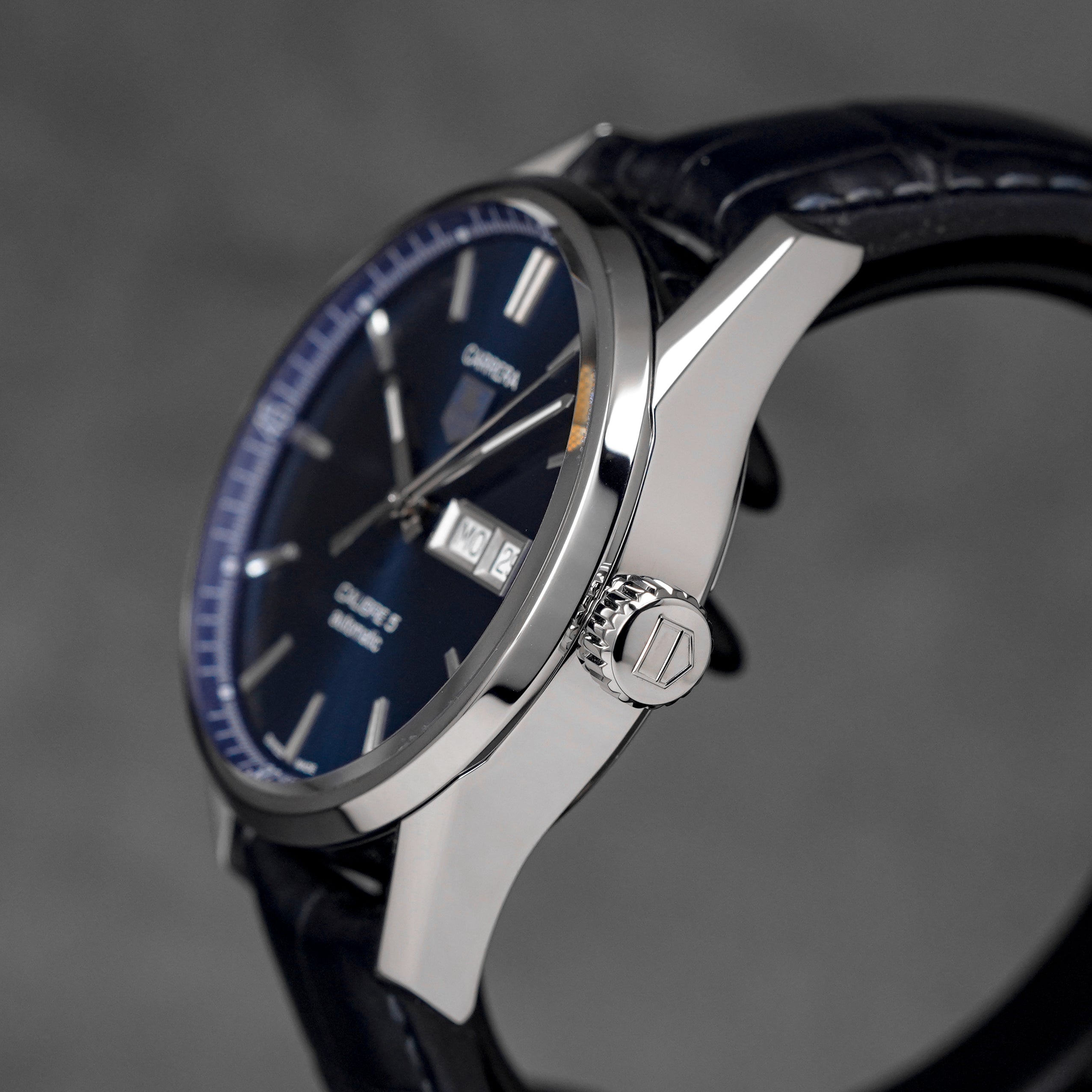 Harga Tag Heuer Carrera Calibre 5 Day-Date Blue