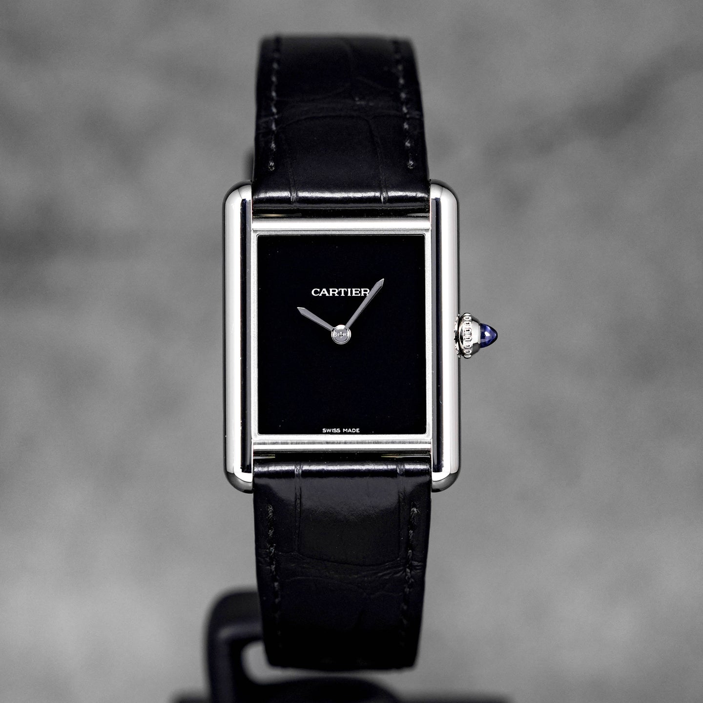 TANK MUST DE CARTIER L BLACK DIAL (2024)