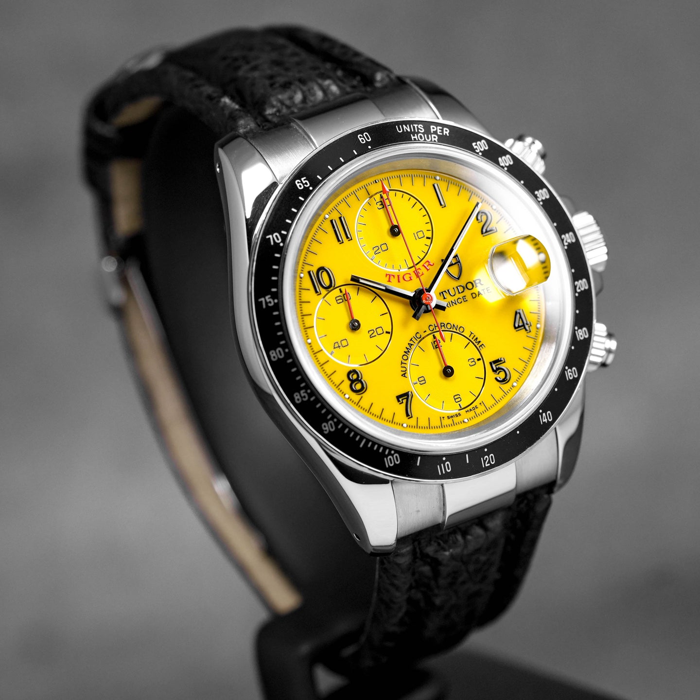 TIGER PRINCE DATE CHRONOTIME 79260 YELLOW DIAL 'TIGER WOODS' LIMITED EDITION (1997)