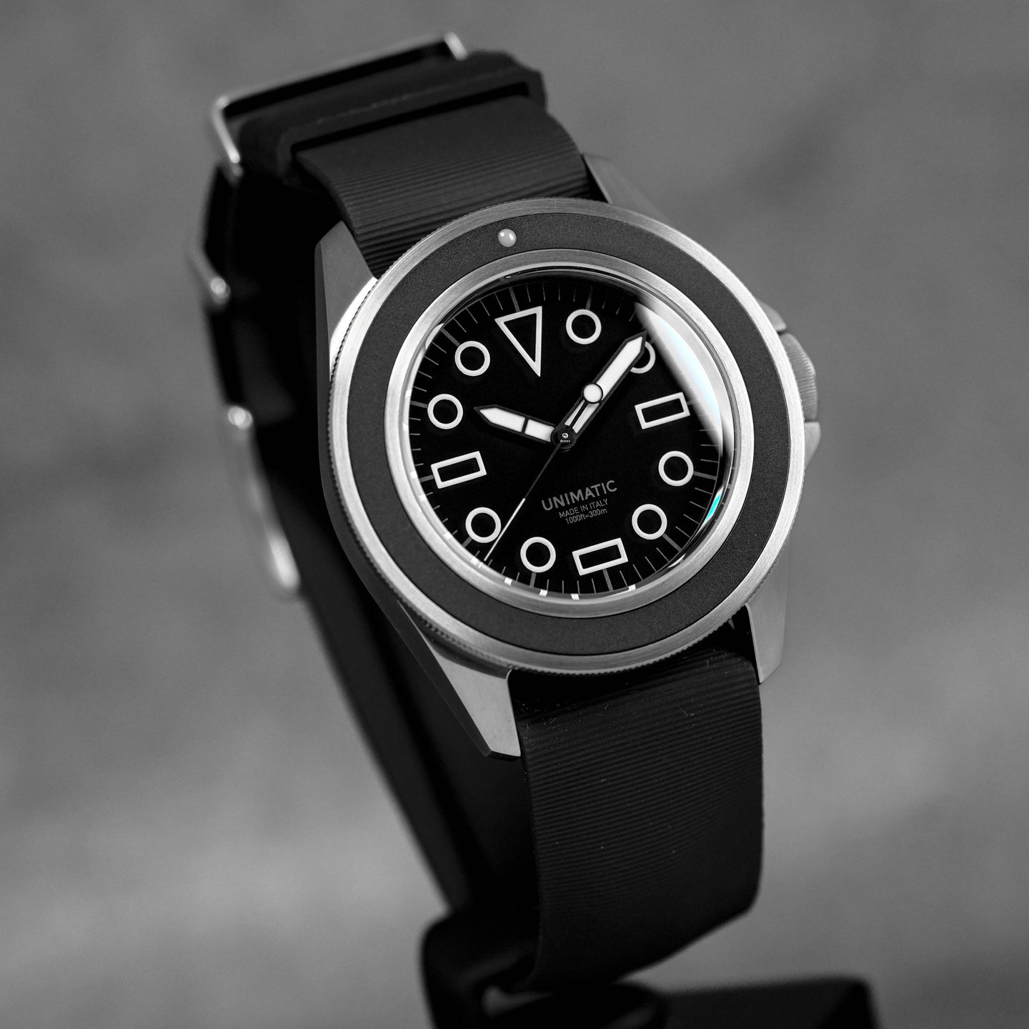 MODELLO UNO U1-EM ALUMINIUM BEZEL LIMITED EDITION (2021)