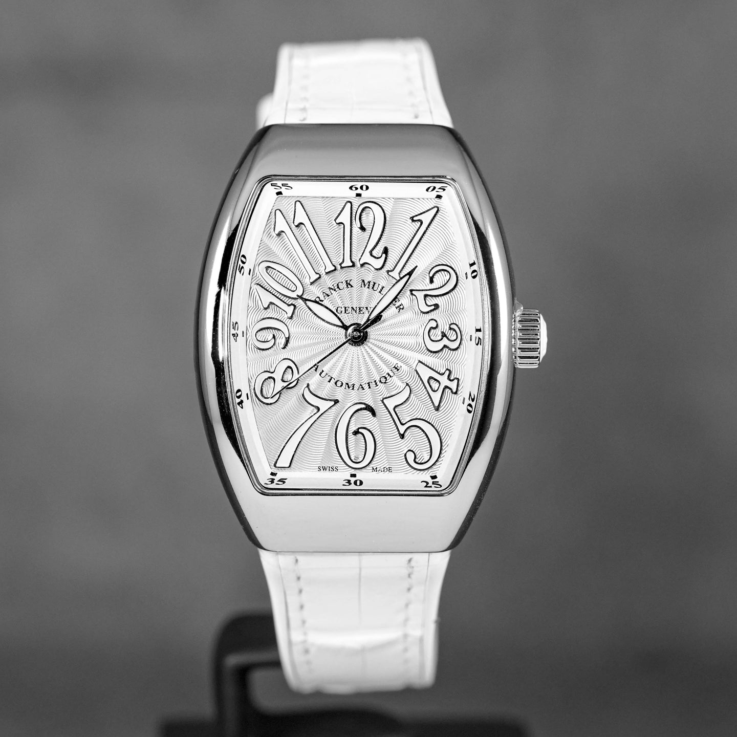 V32 WHITE DIAL (2024)