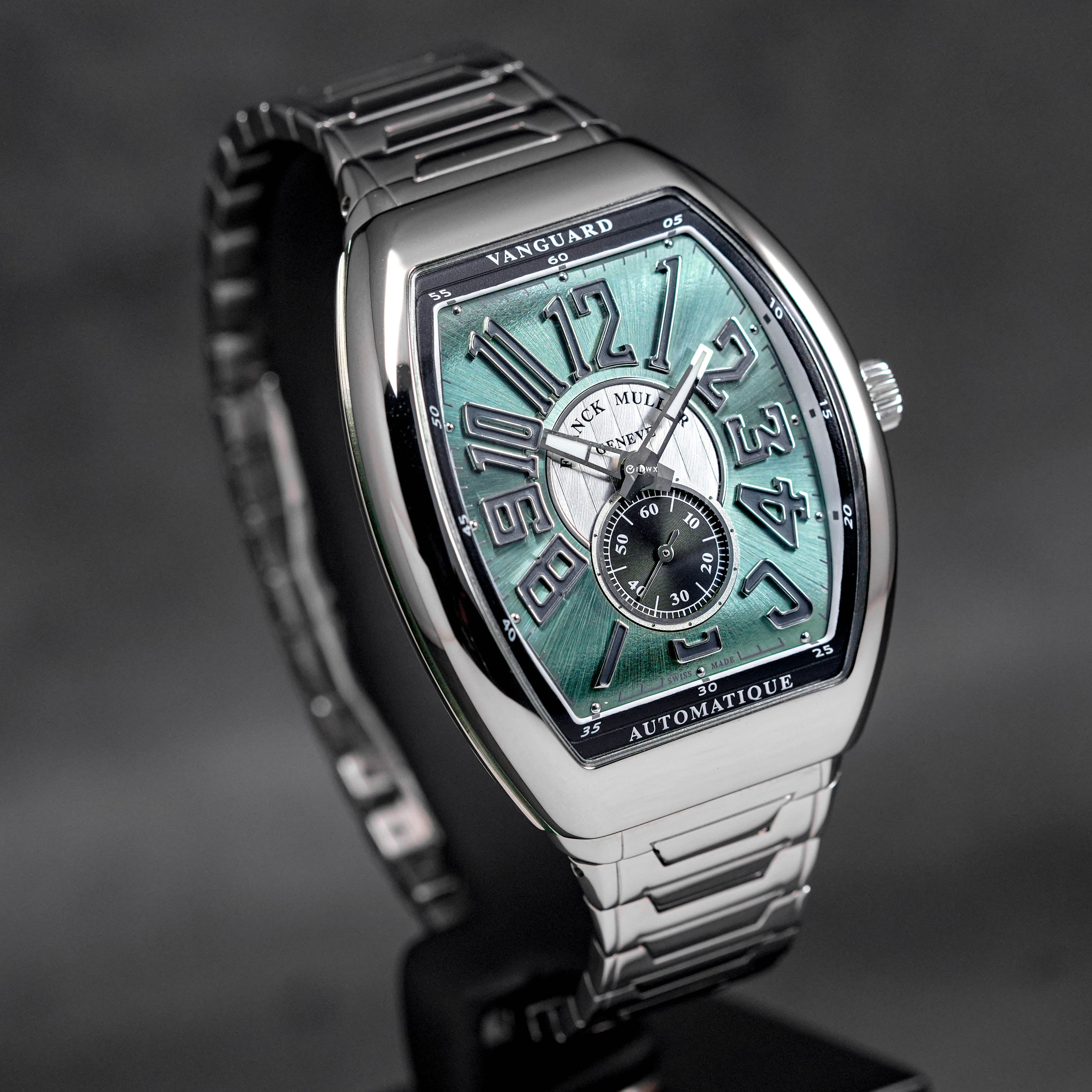VANGUARD V41 SLIM VINTAGE SMALL SECOND MINT GREEN DIAL (2024)