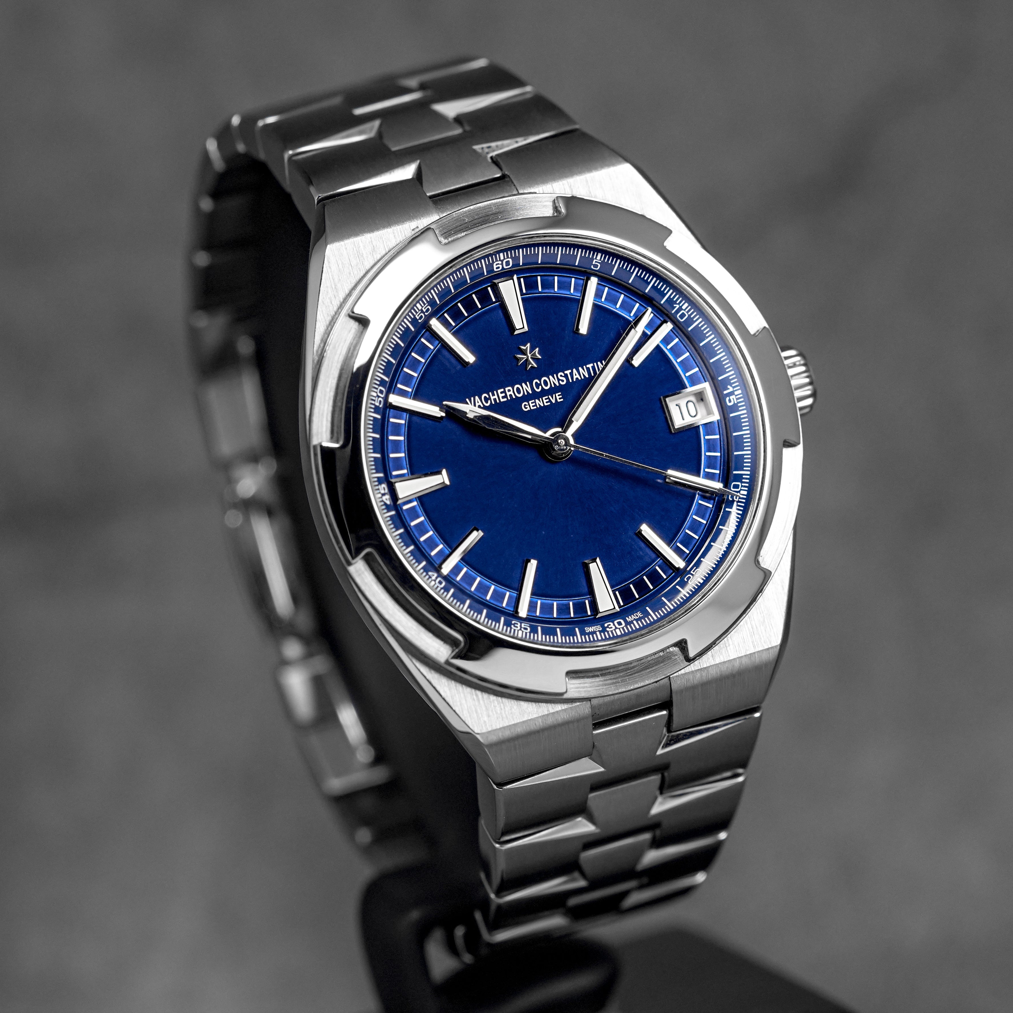 OVERSEAS BLUE DIAL (2016)