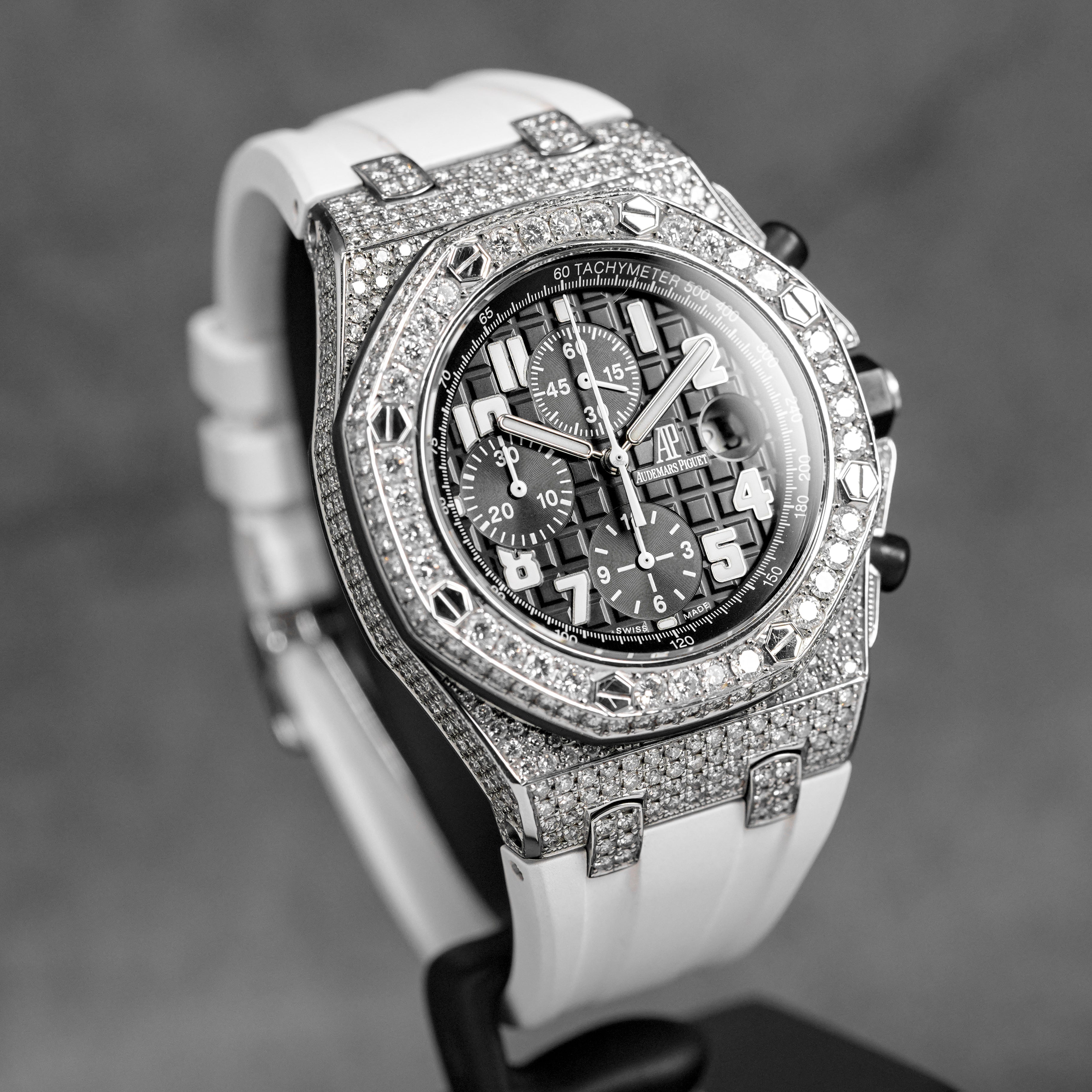 ROYAL OAK OFFSHORE CHRONOGRAPH 42MM 'BLACK THEME' CUSTOM DIAMOND SET (UNDATED)