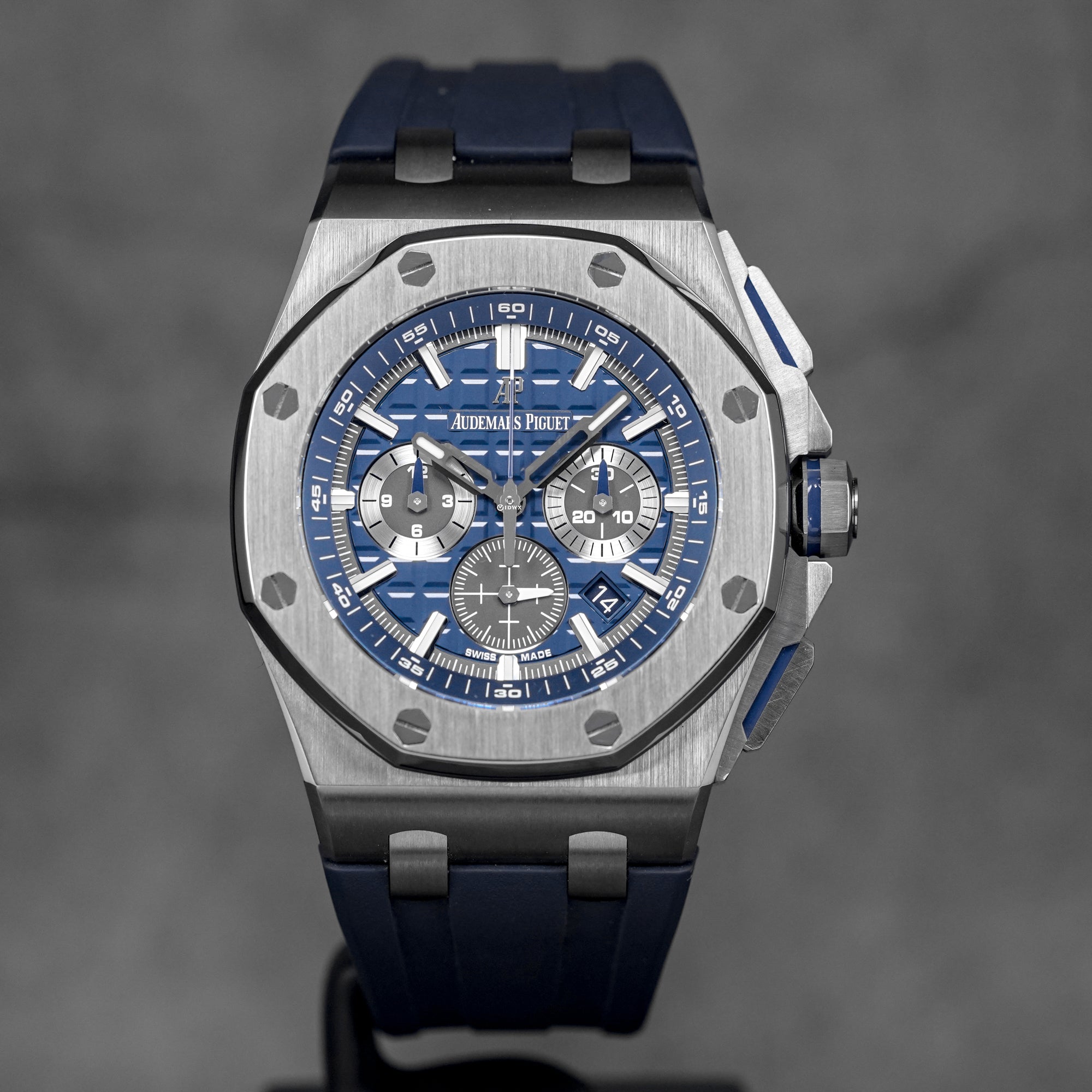 ROYAL OAK OFFSHORE CHRONOGRAPH 42MM TITANIUM BLUE DIAL (2020)