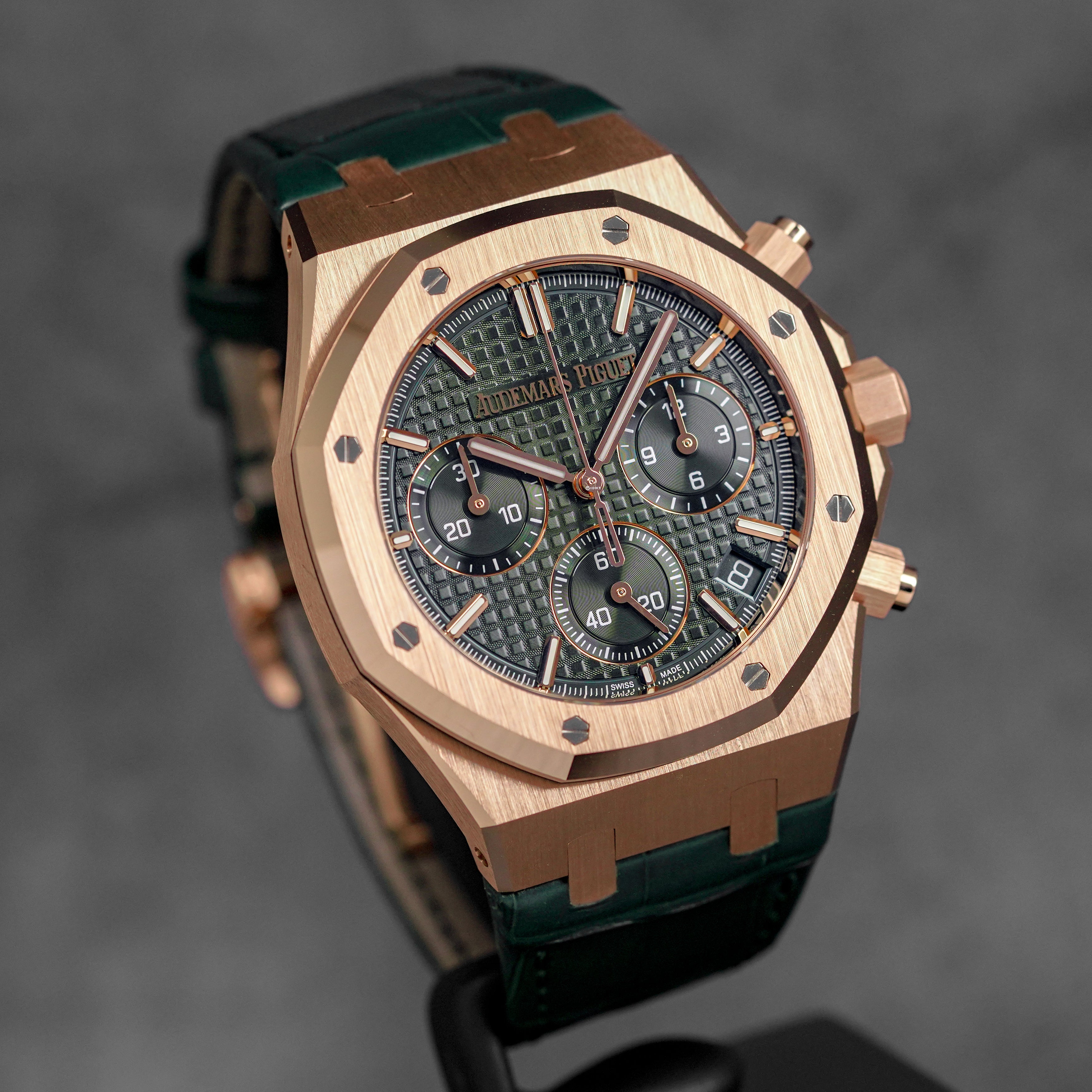 ROYAL OAK CHRONOGRAPH 41MM ROSEGOLD KHAKI GREEN DIAL (2026)