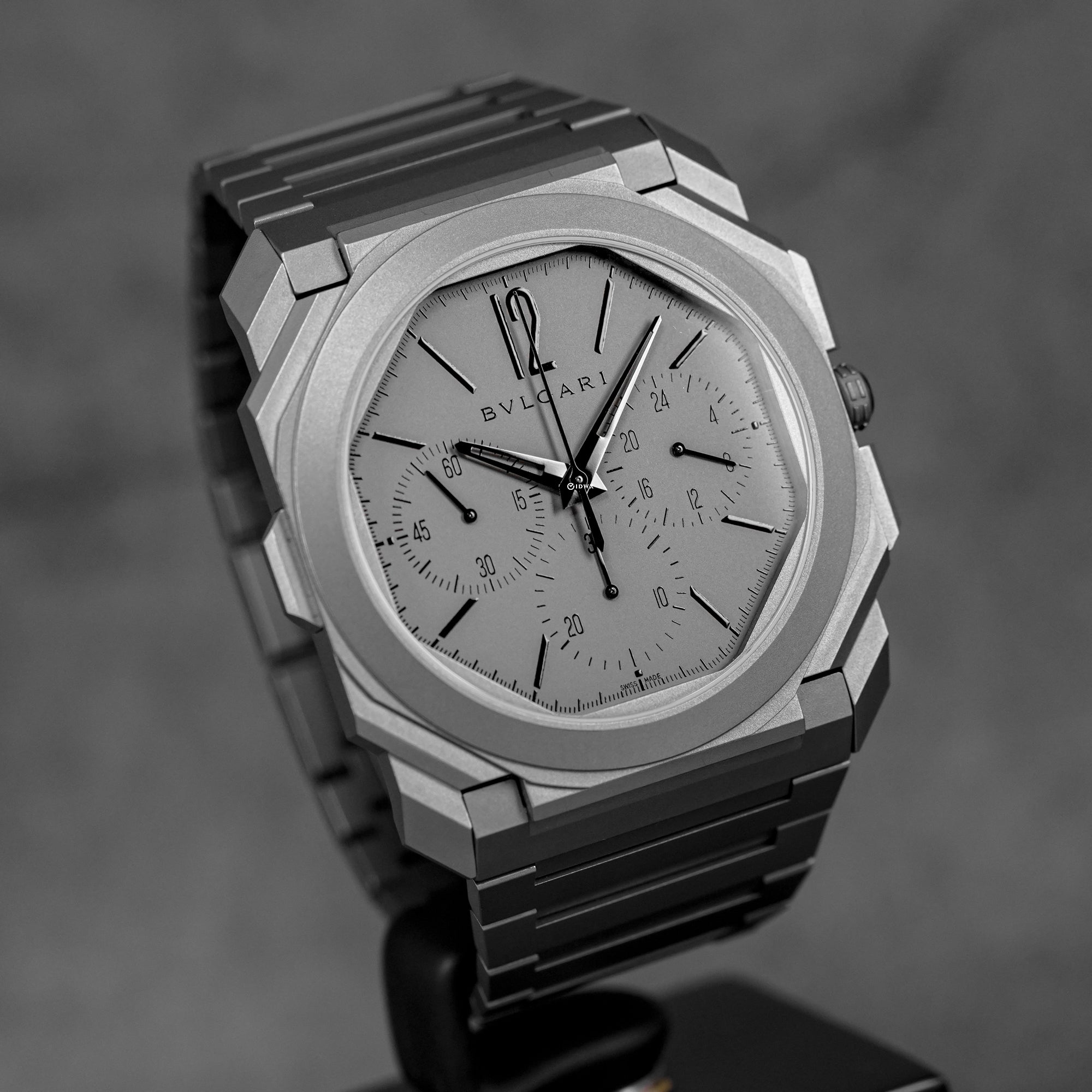 OCTO FINISSIMO CHRONO GMT TITANIUM GREY (WATCH ONLY)