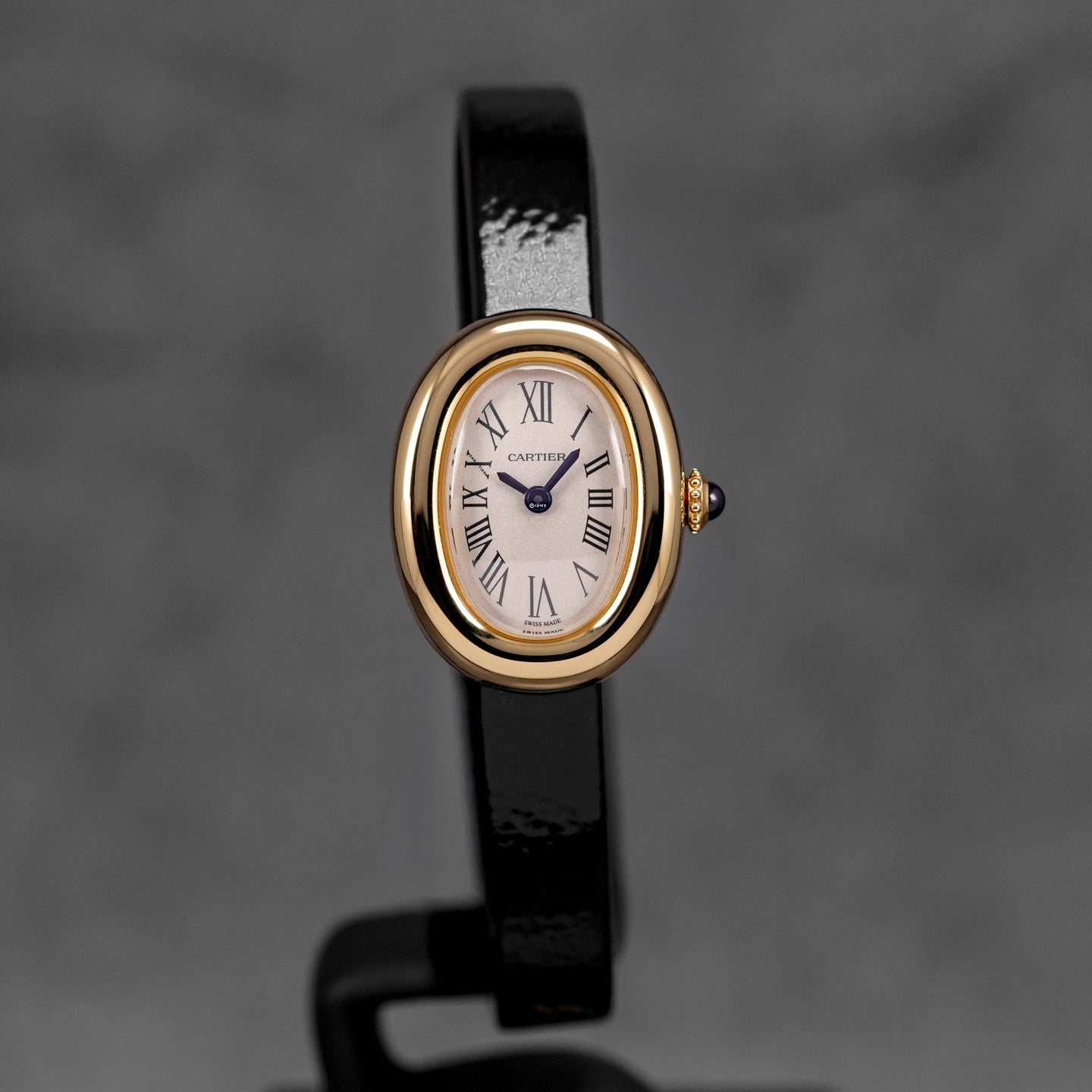 BAIGNOIRE MINI YELLOWGOLD SILVER DIAL LEATHER STRAP (2026)