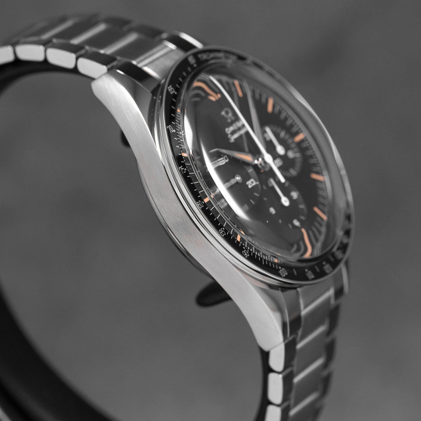 harga first omega in space