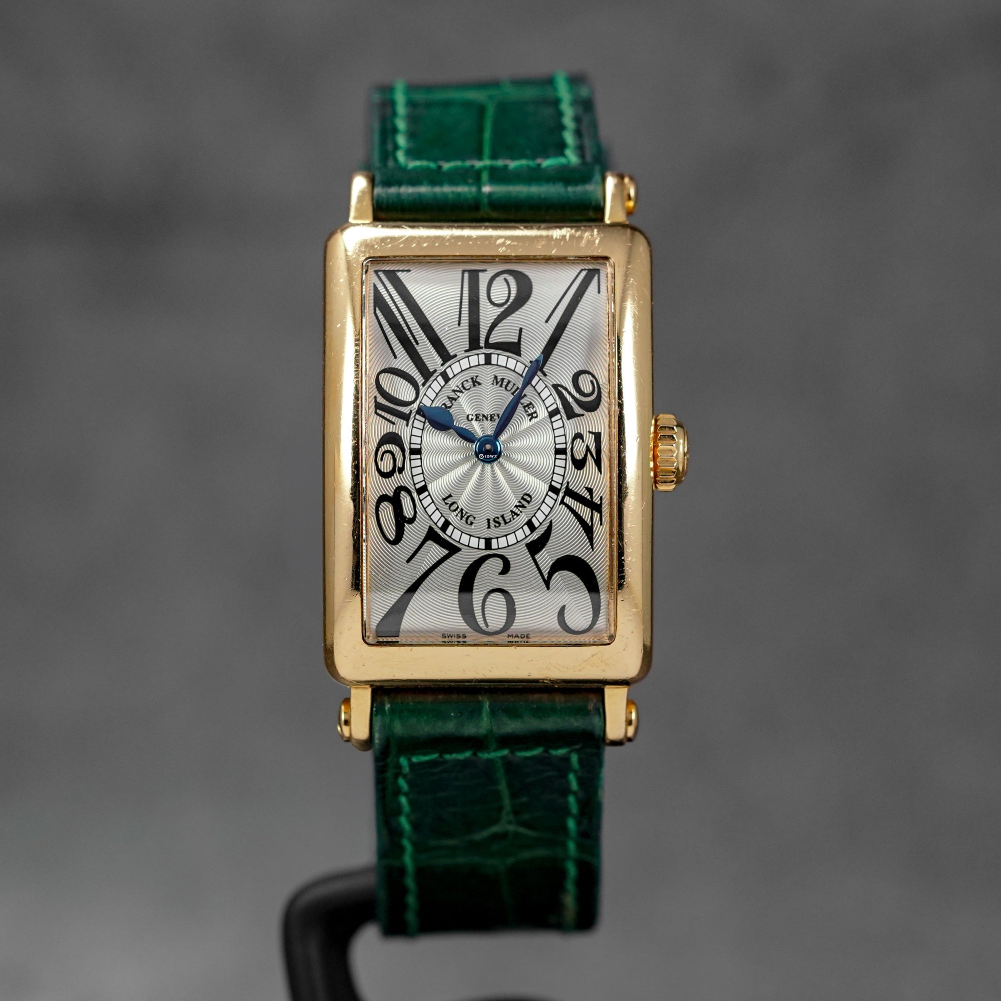 LONG ISLAND ROSEGOLD SILVER DIAL (UNDATED)