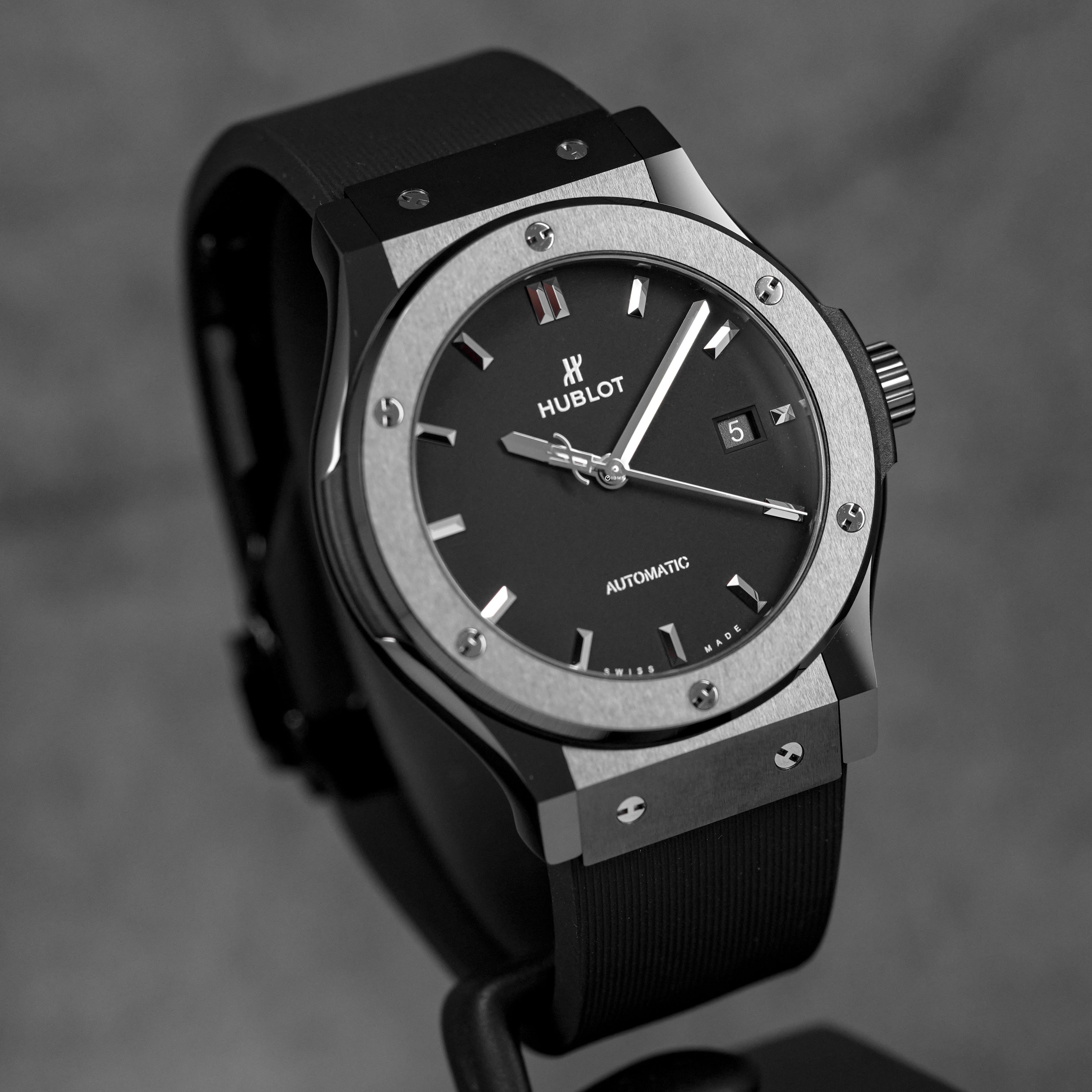 CLASSIC FUSION 42MM BLACK MAGIC CERAMIC (2026)