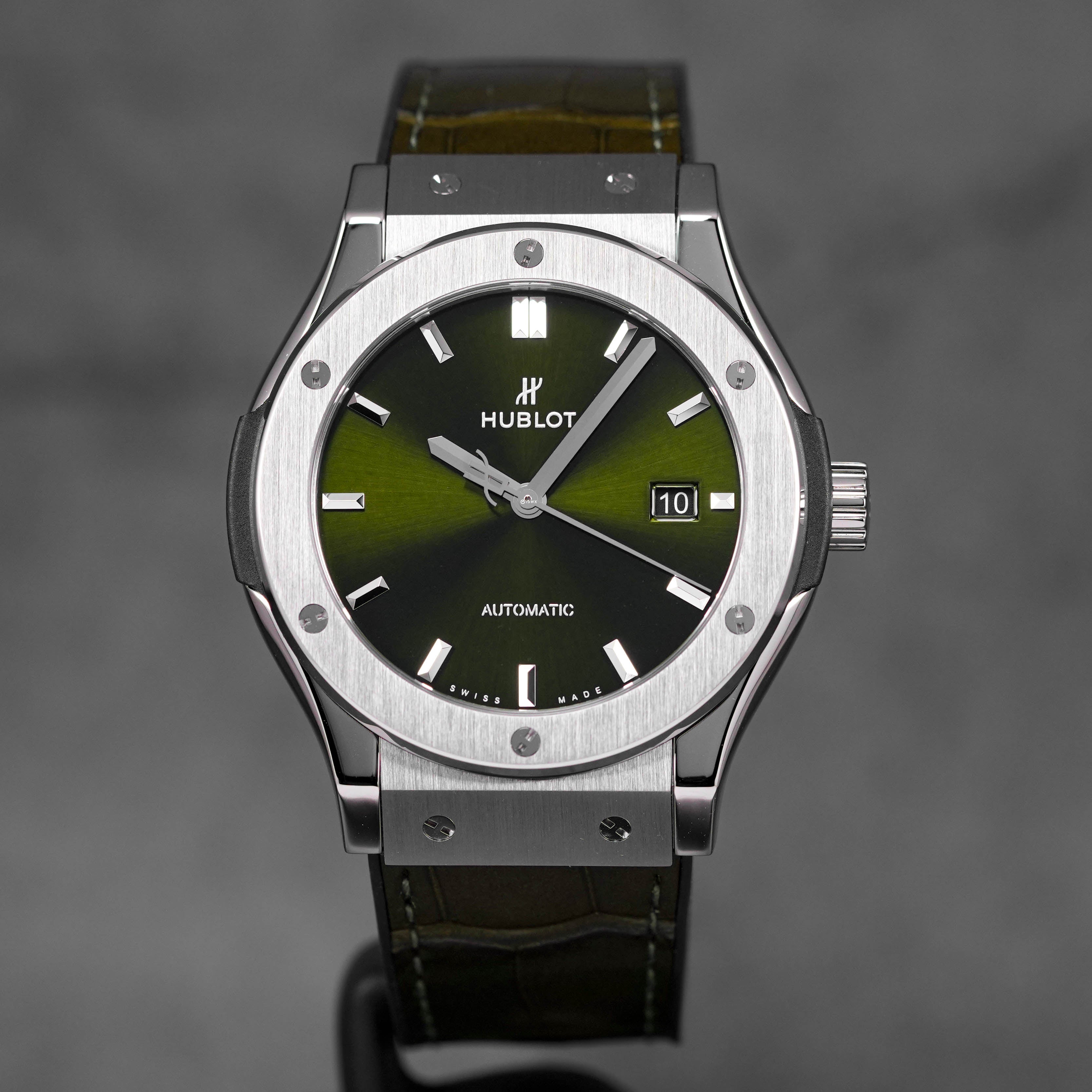 CLASSIC FUSION 42MM TITANIUM GREEN (2023)