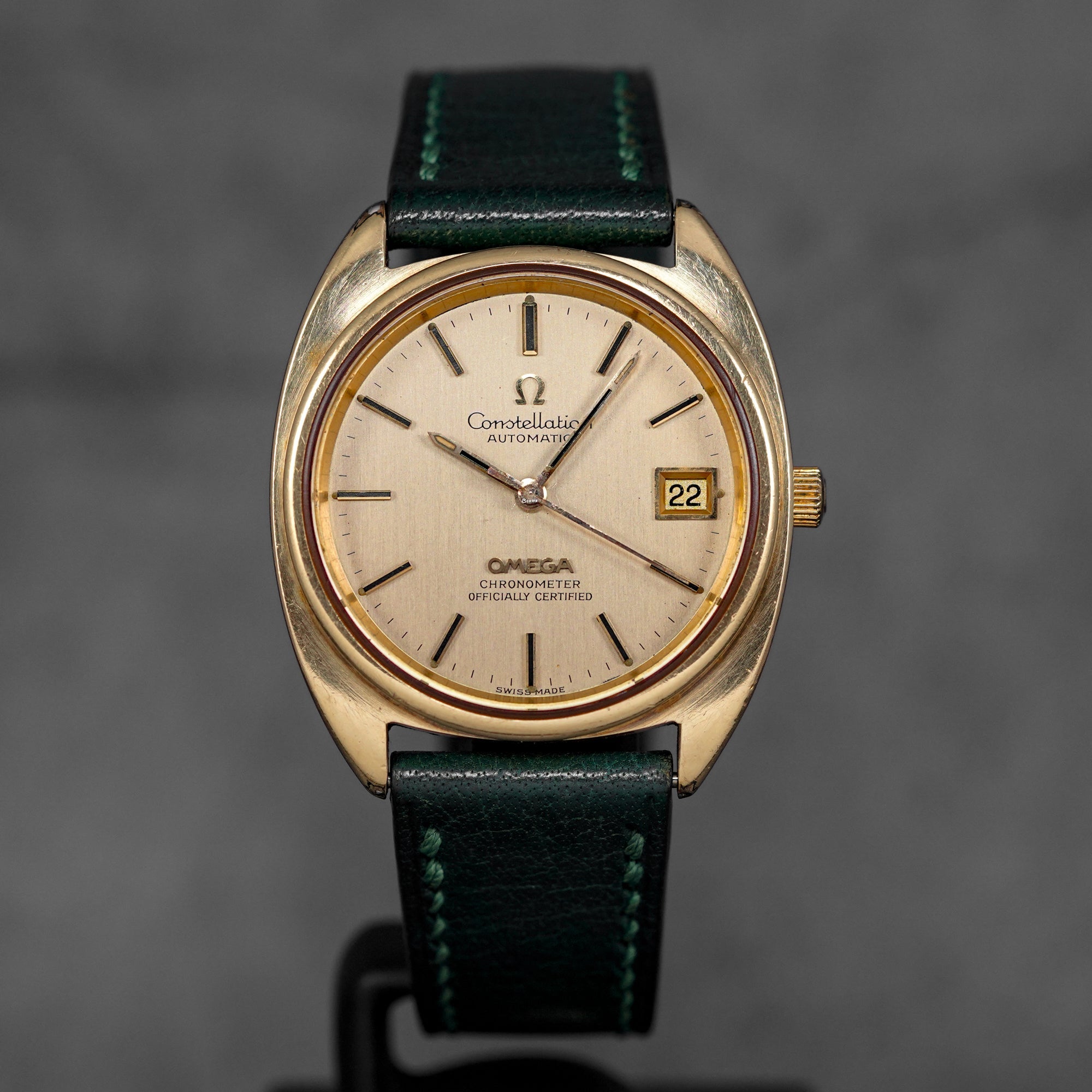 CONSTELLATION 'C-SHAPE' YELLOWGOLD-PLATED CHAMPAGNE DIAL (WATCH ONLY)