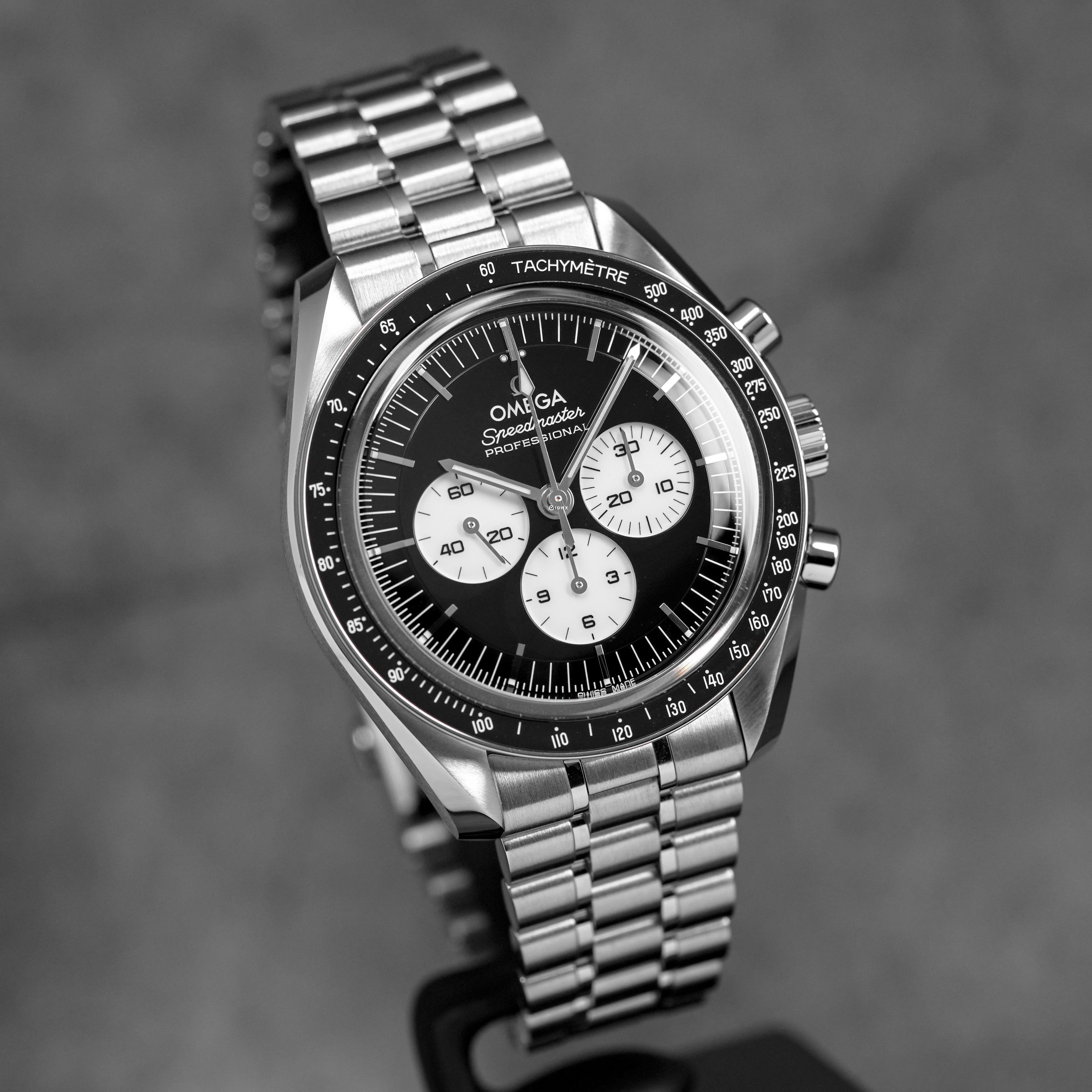 SPEEDMASTER MOONWATCH REVERSE PANDA DIAL (2026)