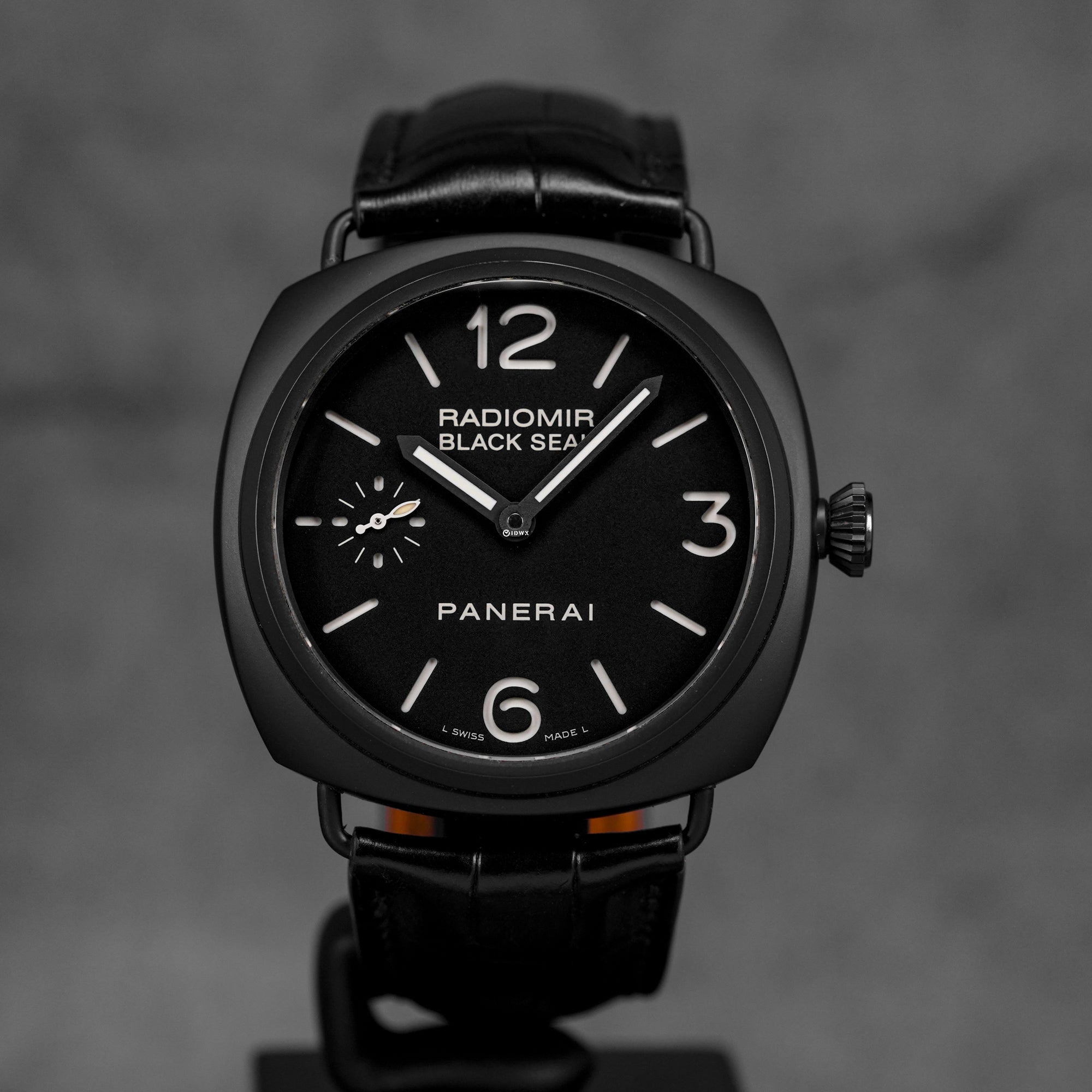 RADIOMIR BLACK SEAL 44MM CERAMIC PAM 292 (WATCH ONLY)