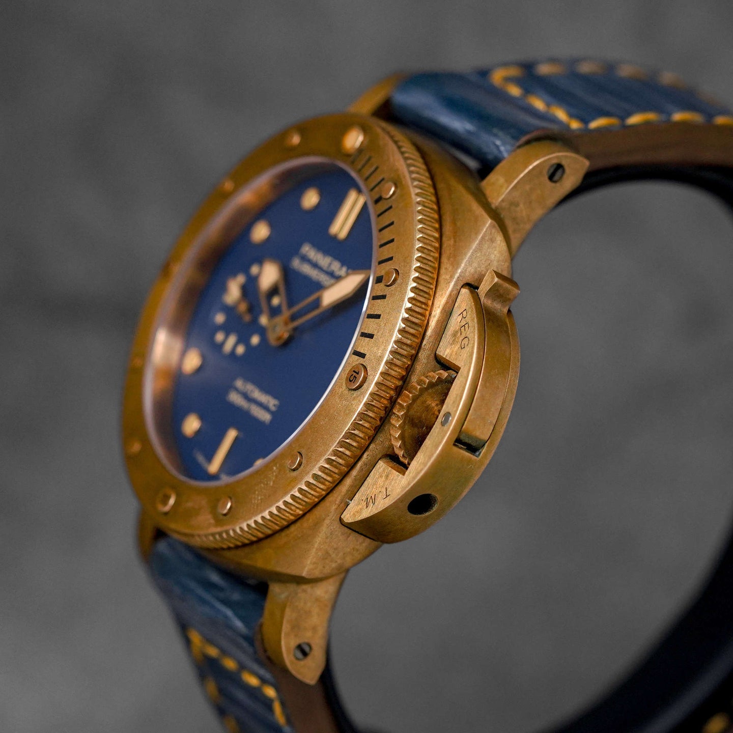 harga panerai submersible bronzo pam 1074