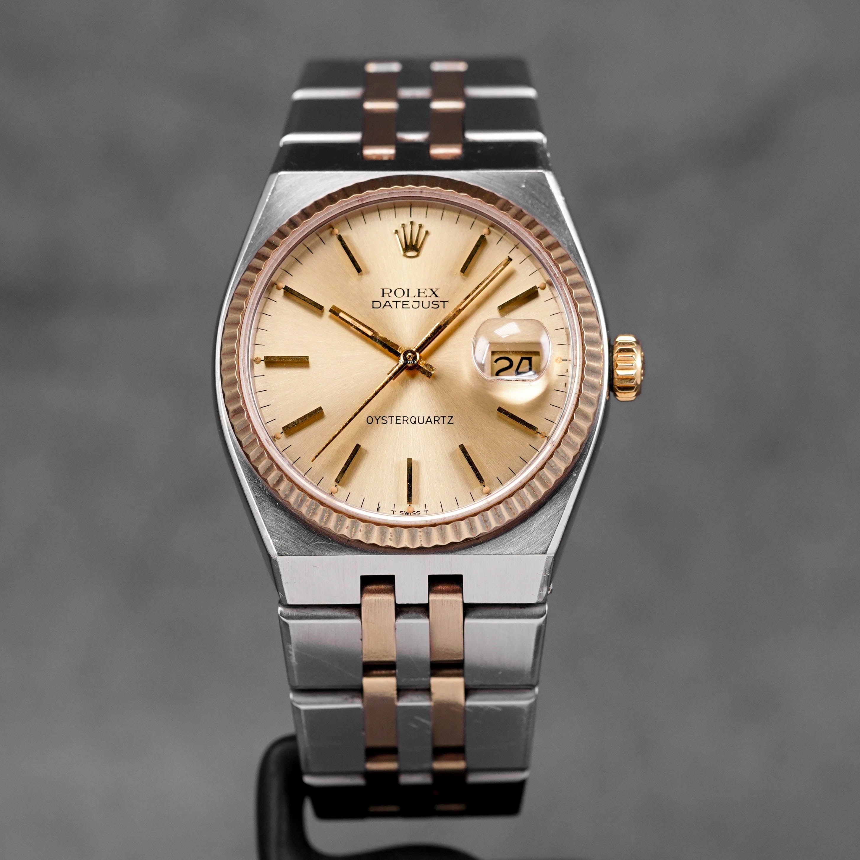 DATEJUST 36MM TWOTONE YELLOWGOLD OYSTERQUARTZ CHAMPAGNE DIAL (WATCH ONLY)