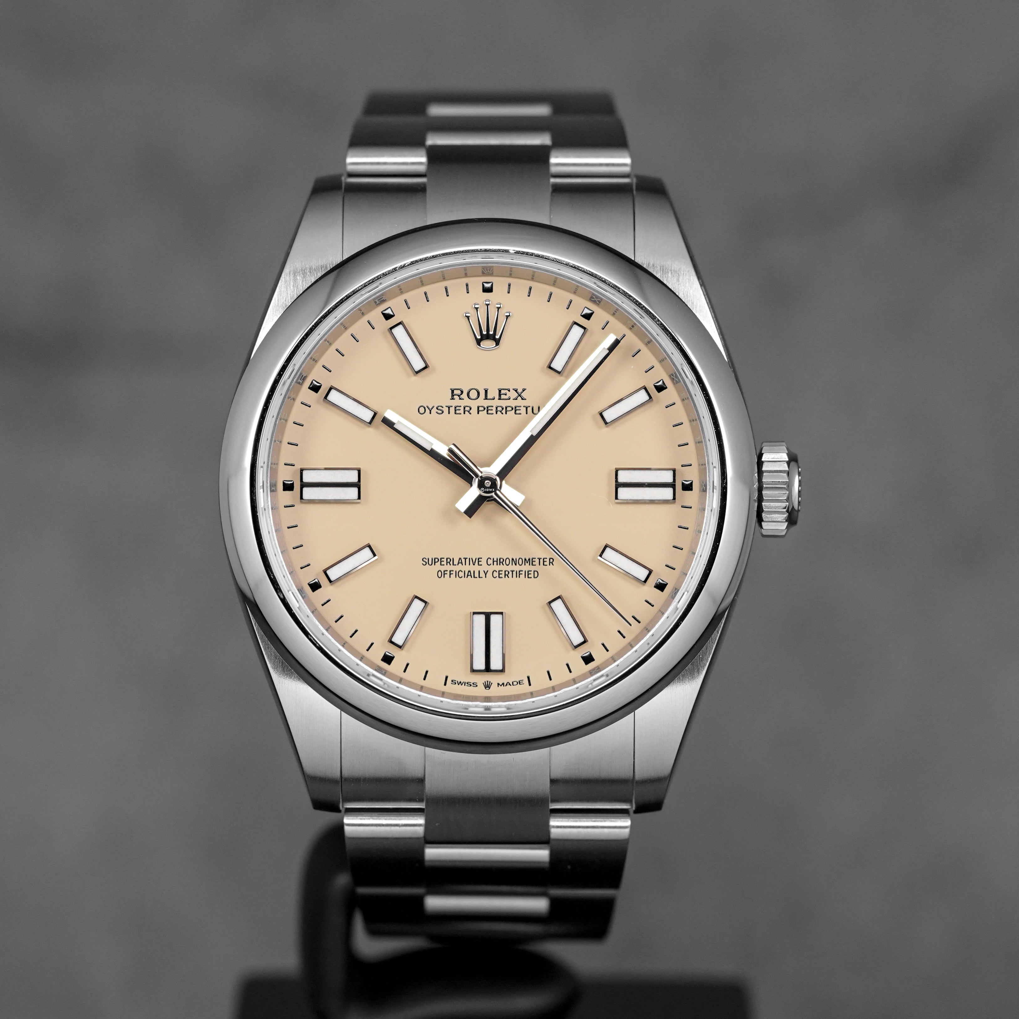 OYSTER PERPETUAL 41MM BEIGE DIAL (2026)