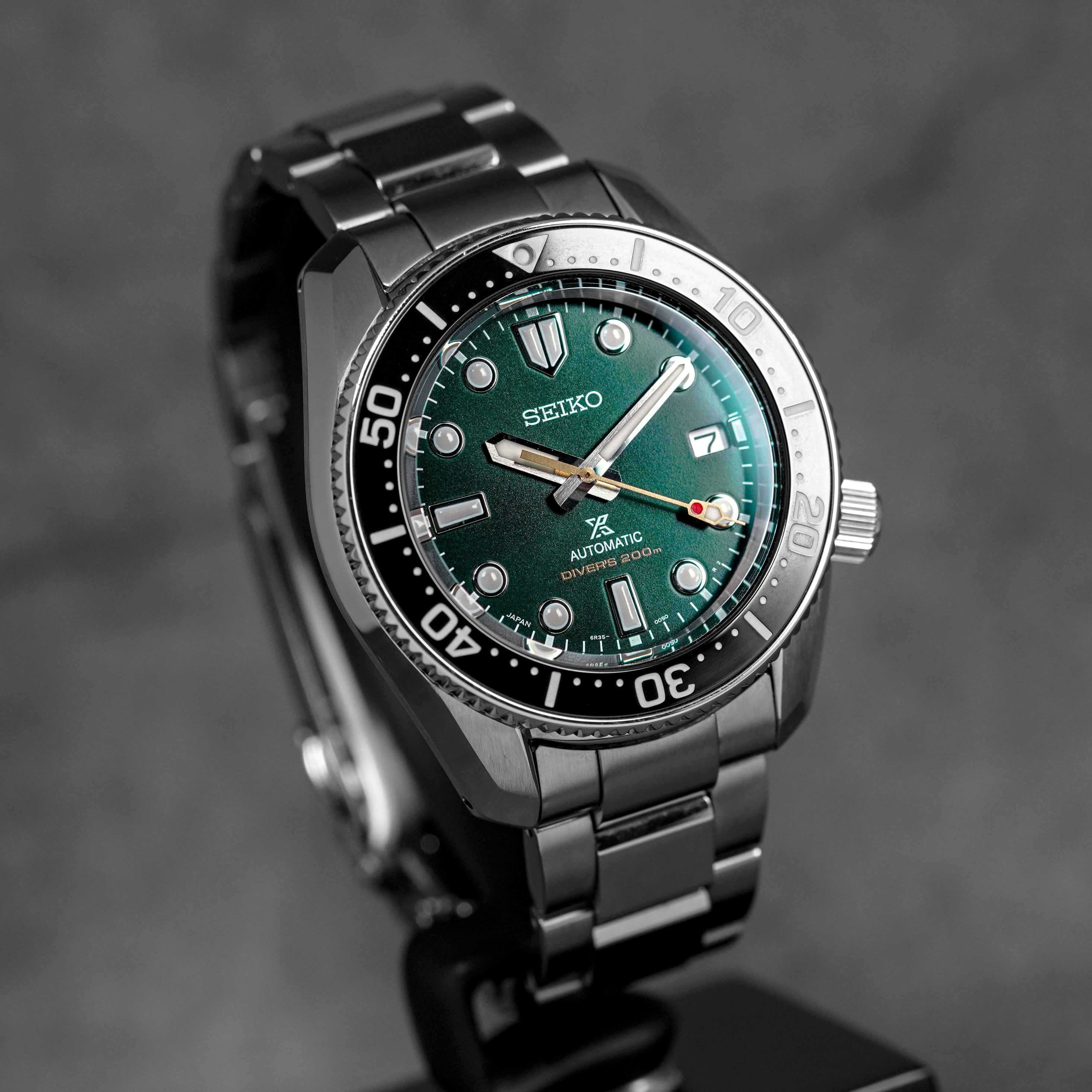 PROSPEX DIVER GREEN DIAL '140TH ANNIVERSARY' LIMITED EDITION (UNDATED)