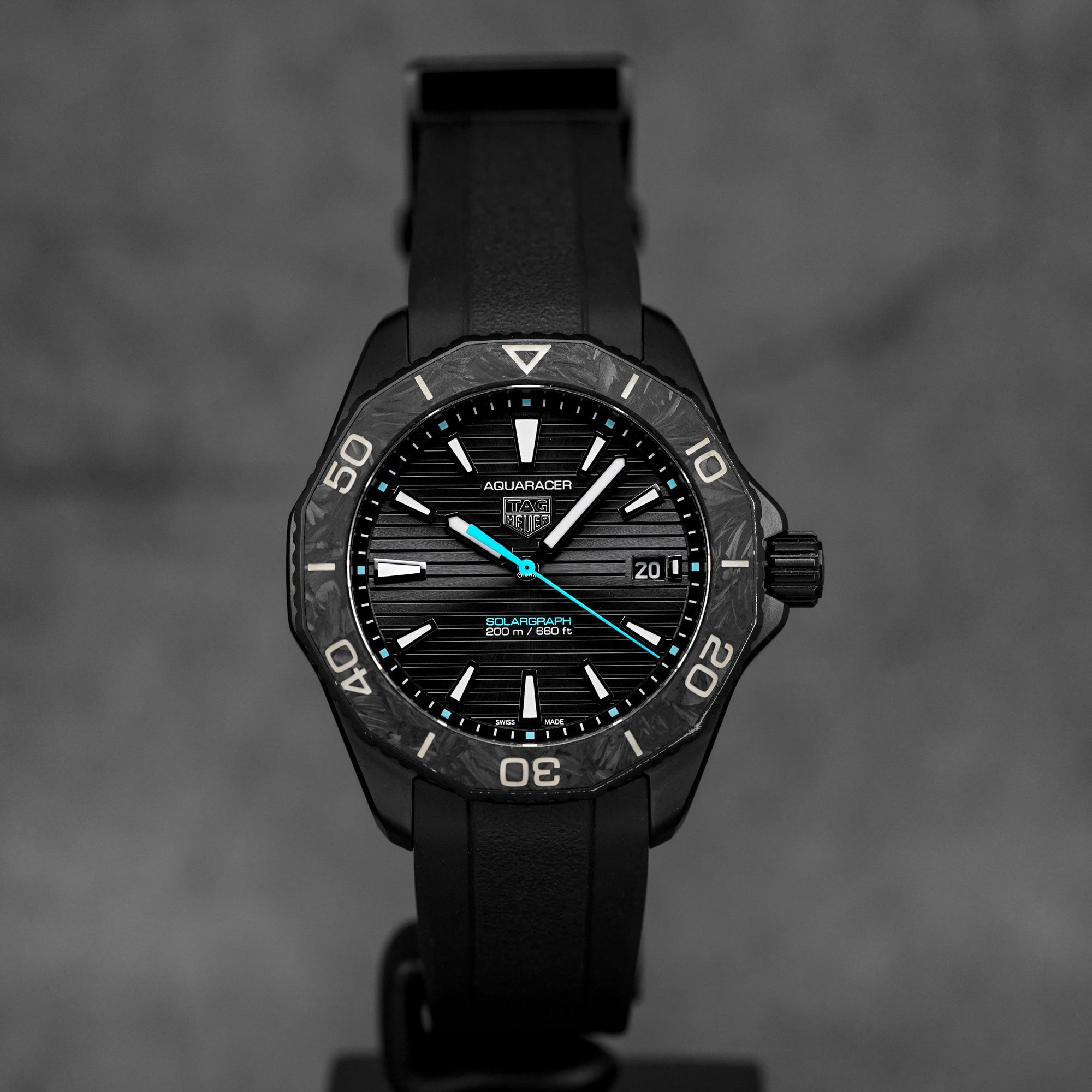 harga tag heuer aquaracer 200 solargraph black