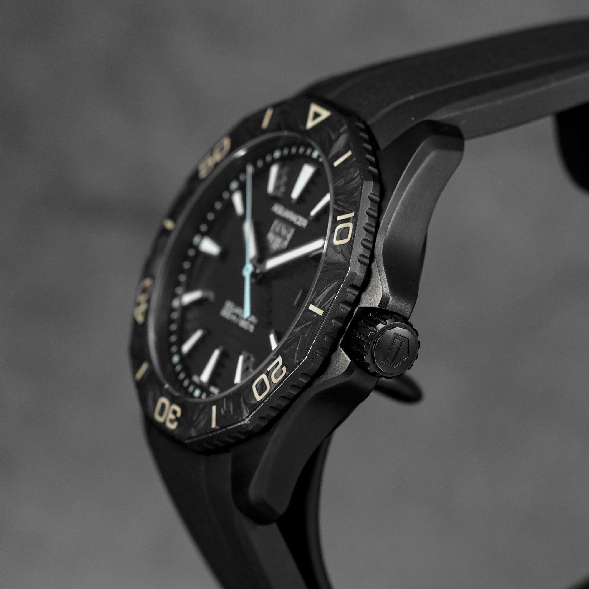 harga tag heuer aquaracer 200 solargraph black
