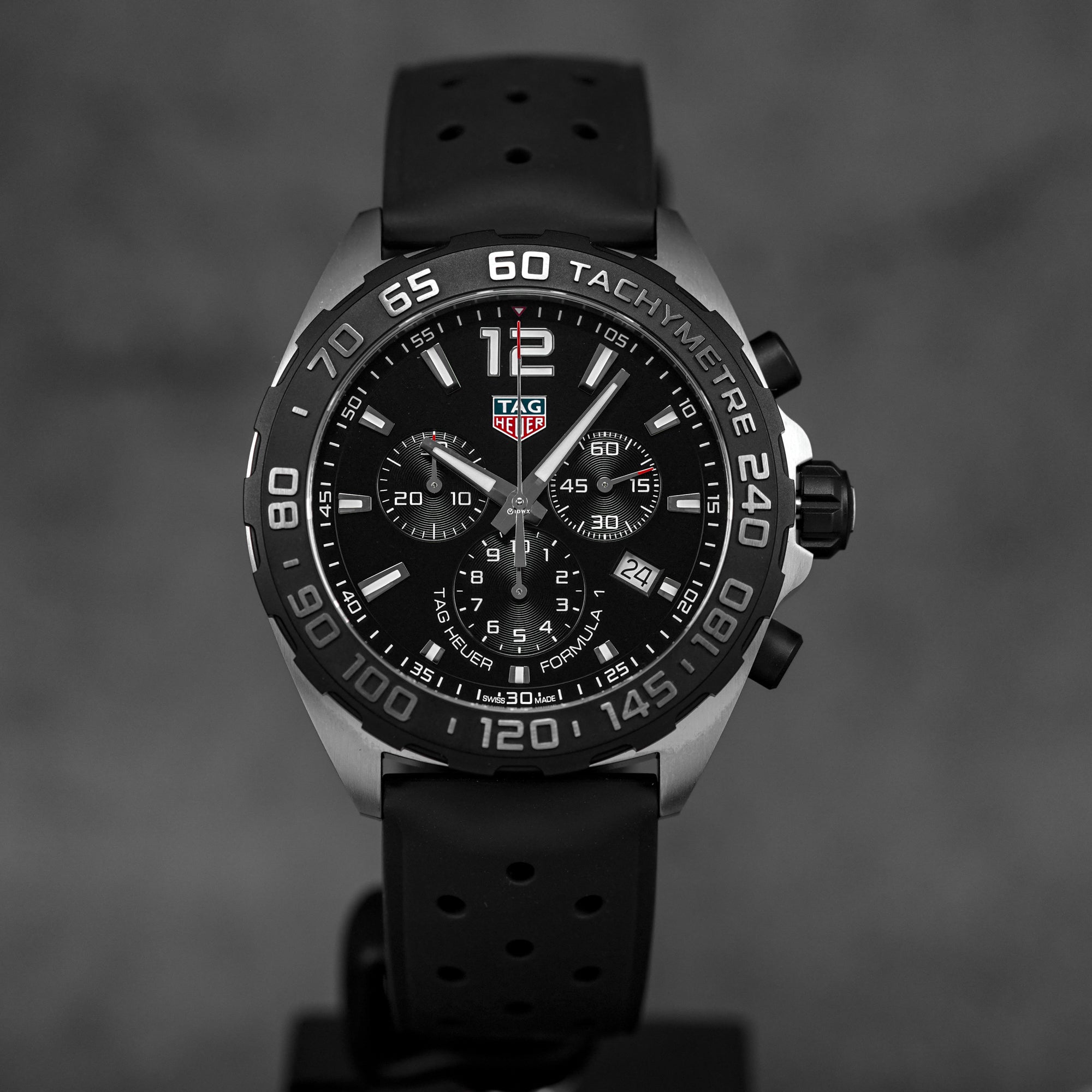 FORMULA 1 CHRONOGRAPH 43MM BLACK DIAL (2026)