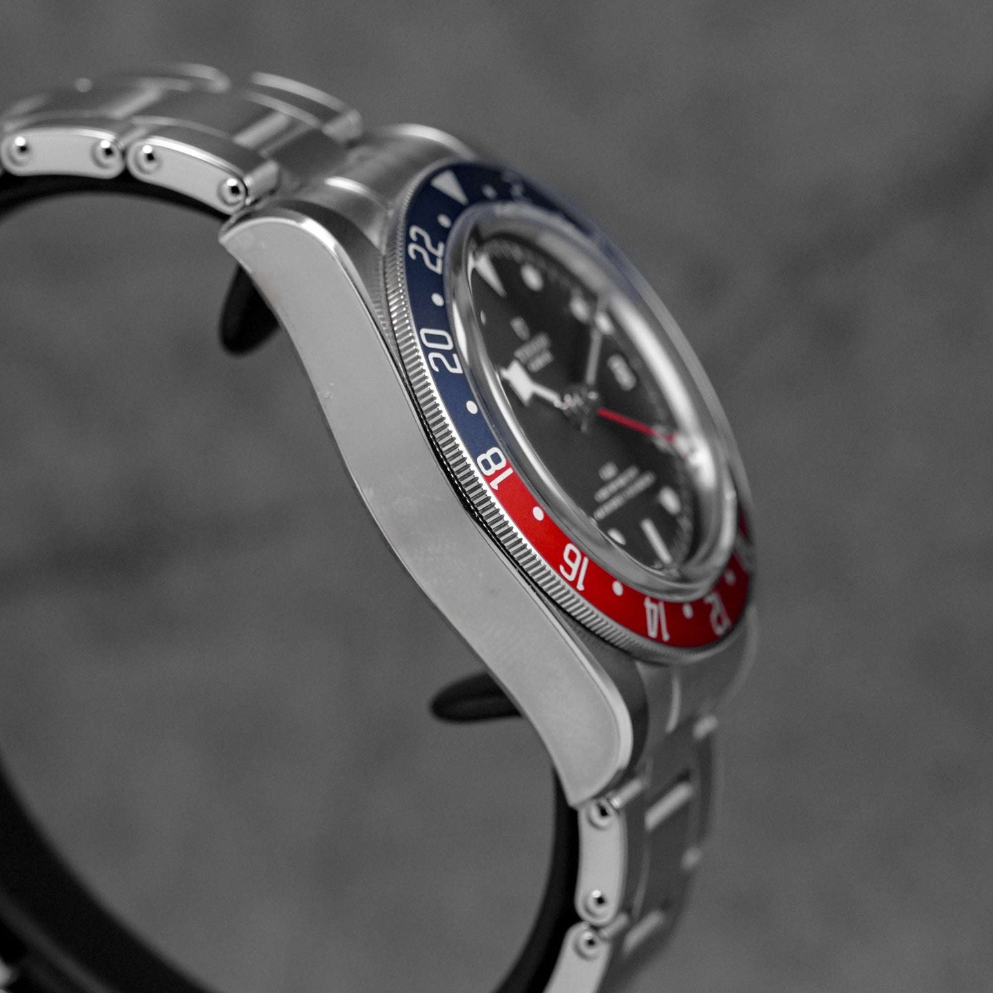 harga tudor black bay pepsi black