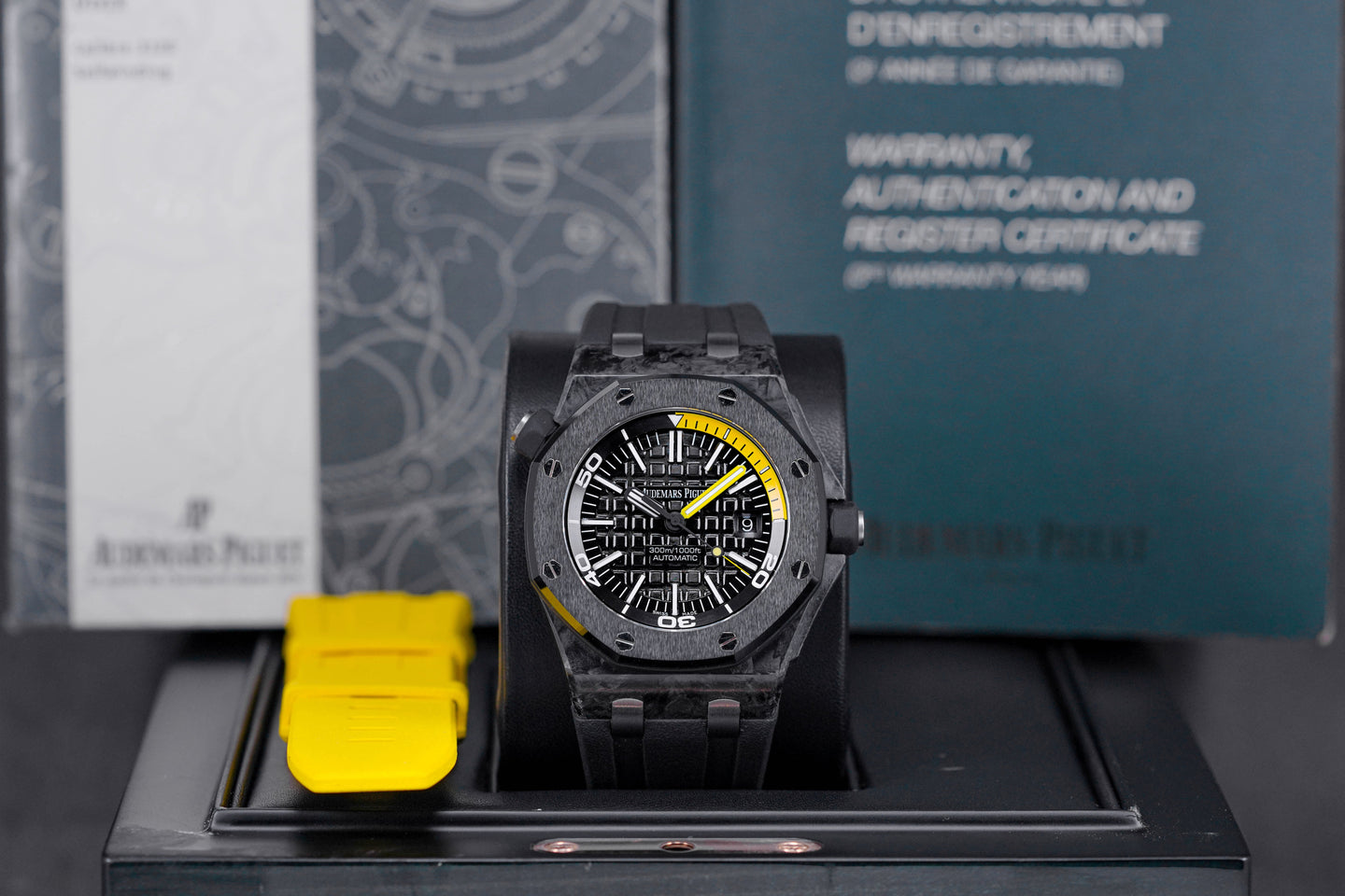 Diver Yellow 42