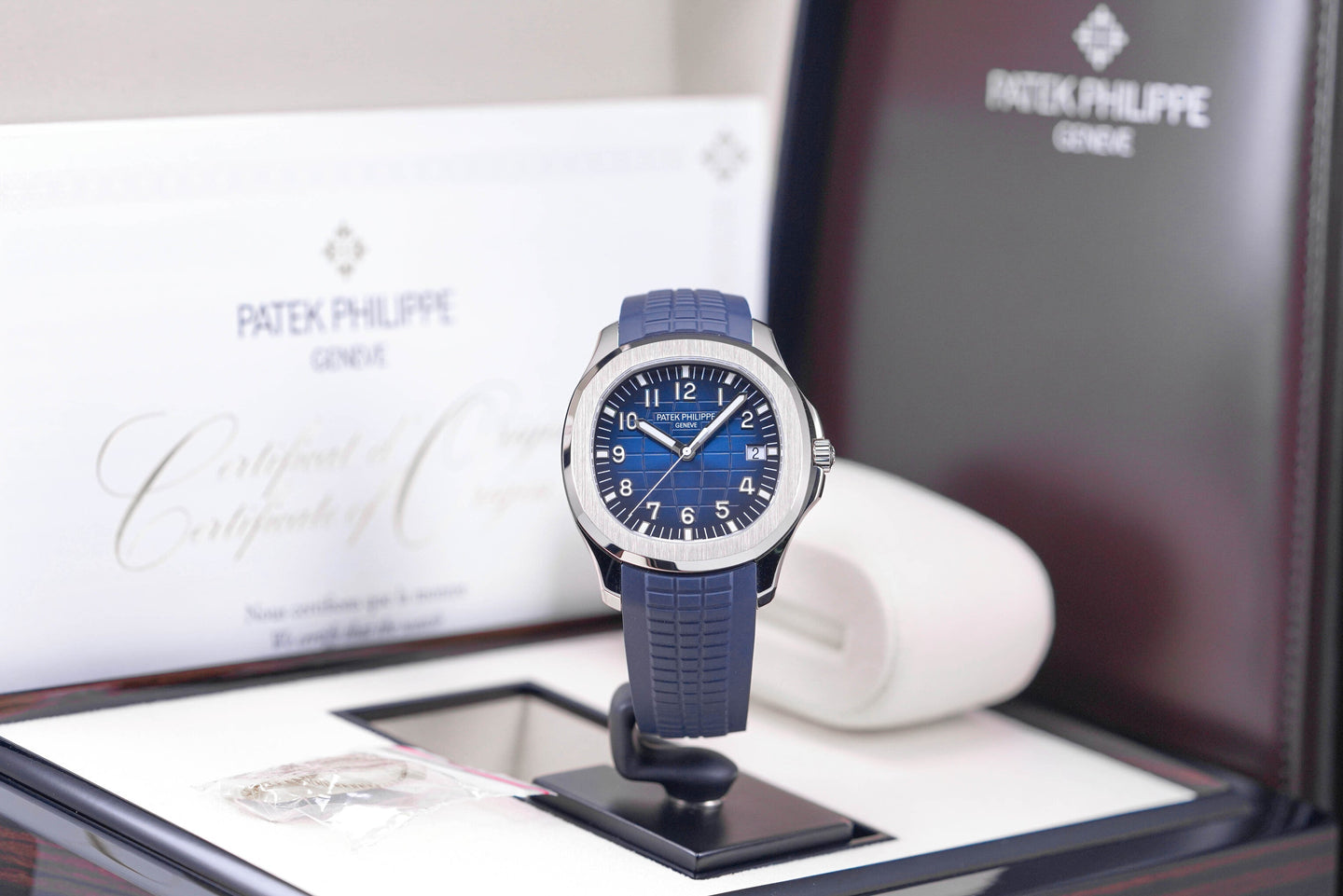 PATEK PHILIPPE AQUANAUT 5168G BLUE DIAL