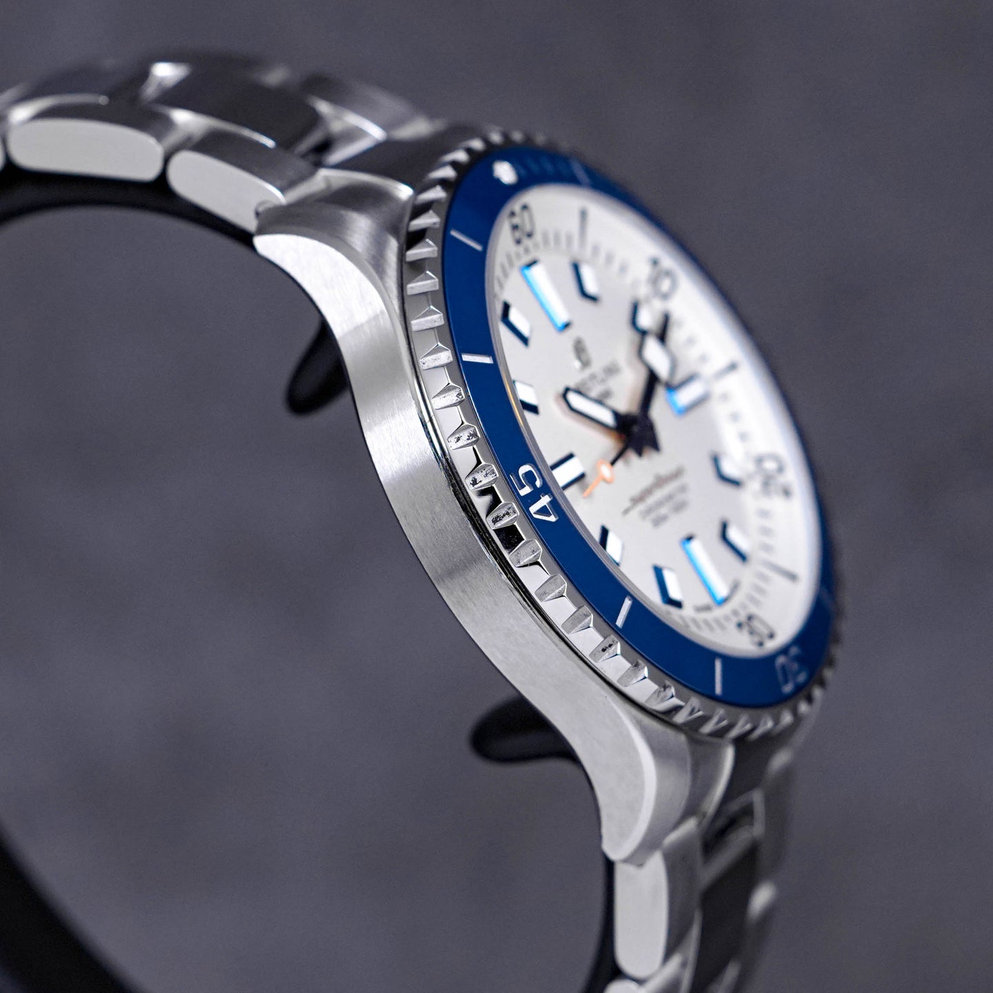 Breitling Superocean White