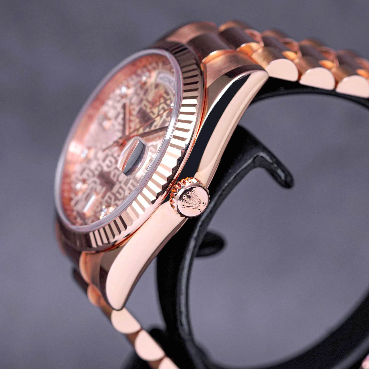 DAYDATE 36MM ROSEGOLD COMPUTERIZED PINK DIAMOND DIAL (2010)