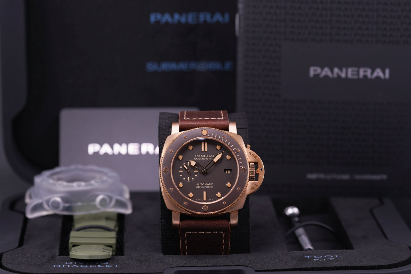 PANERAI LUMINOR BRONZOPANERAI LUMINOR SUBMERSIBLE BRONZO