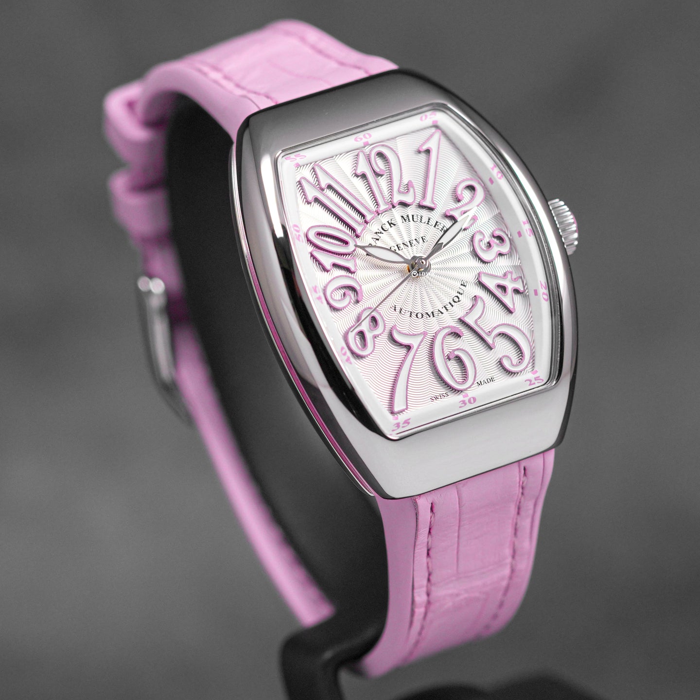 V32 PINK DIAL (2024)