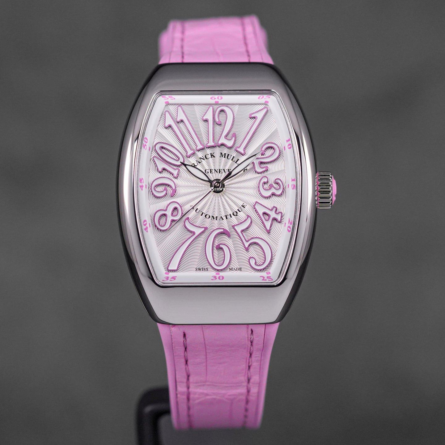 V32 PINK DIAL (2024)