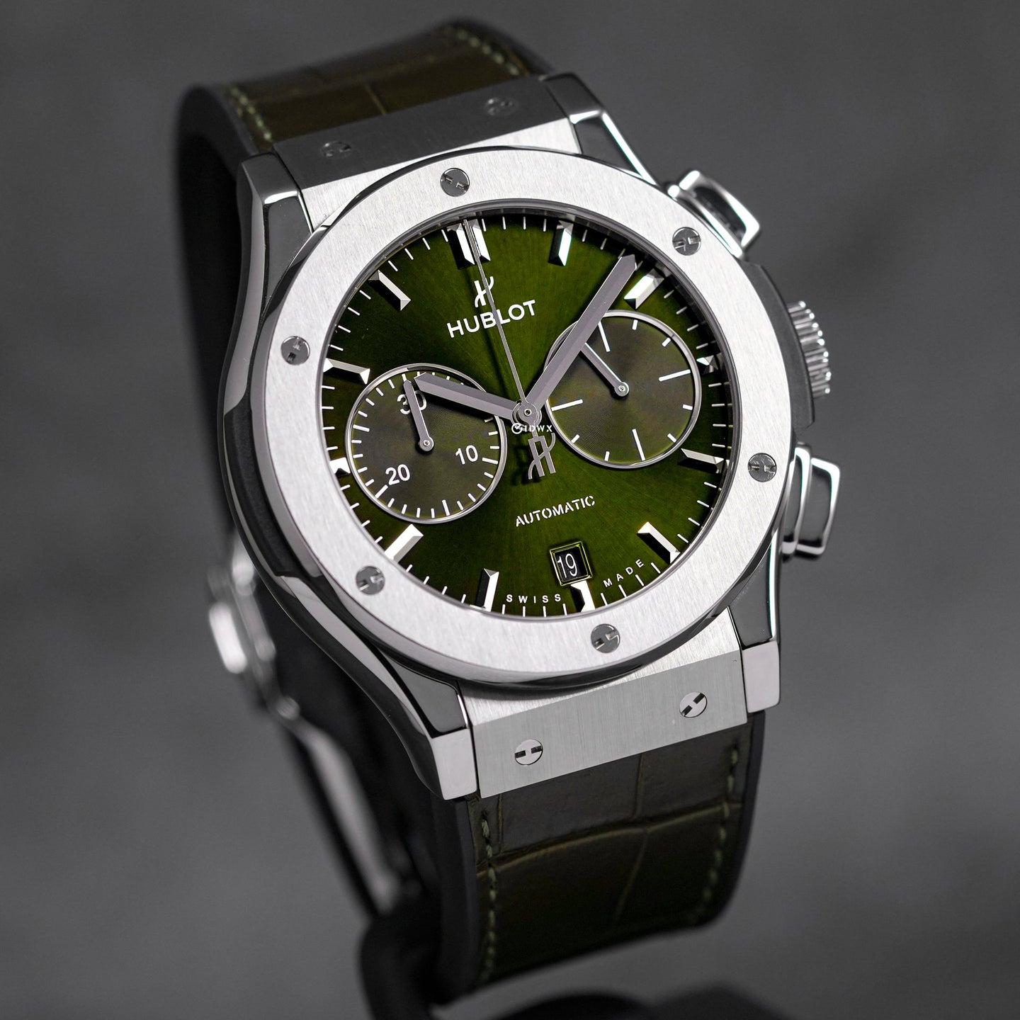 CLASSIC FUSION CHRONOGRAPH 45MM TITANIUM GREEN (2022)