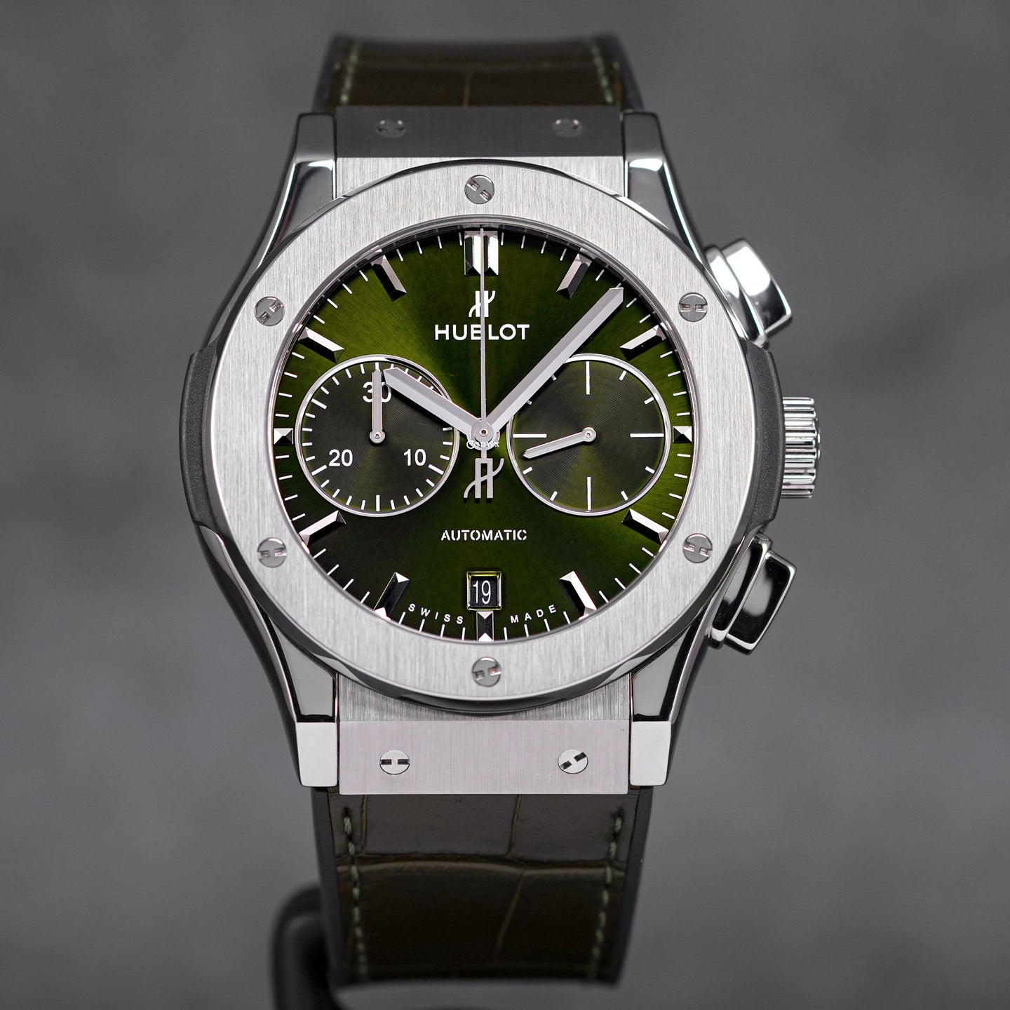 CLASSIC FUSION CHRONOGRAPH 45MM TITANIUM GREEN (2022)