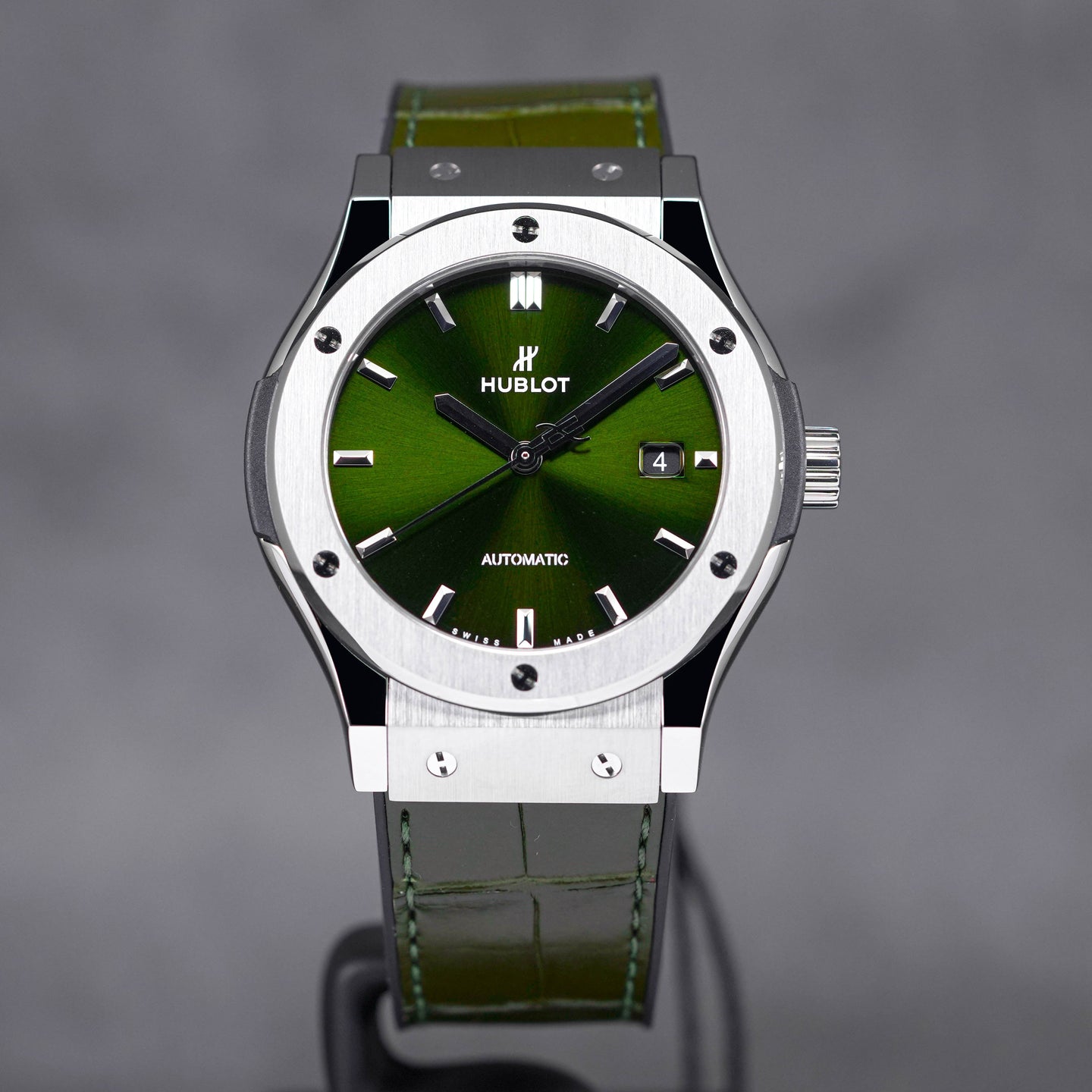 CLASSIC FUSION 42MM GREEN DIAL (2023)