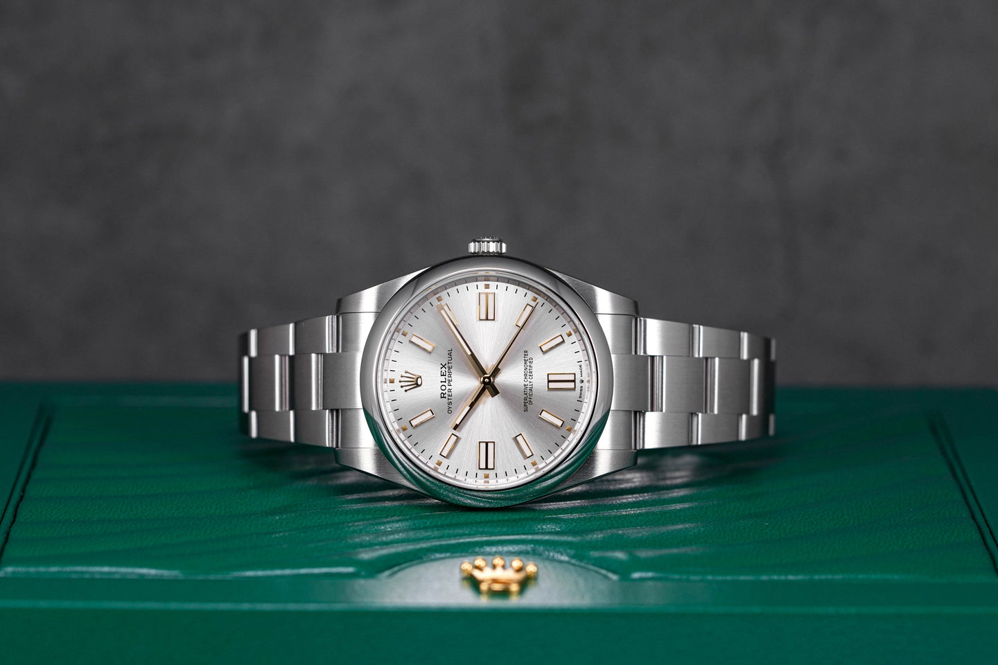 Rolex Oyster Perpetual Silver 124300