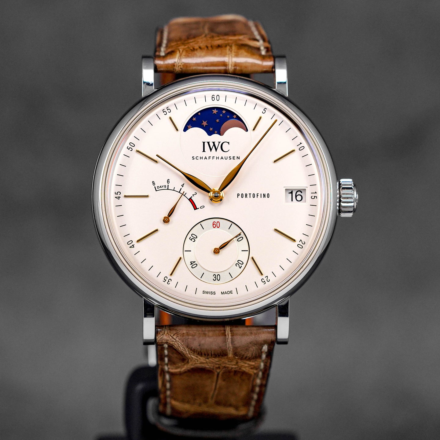 PORTOFINO HAND-WOUND MOON PHASE SILVER DIAL (2018)