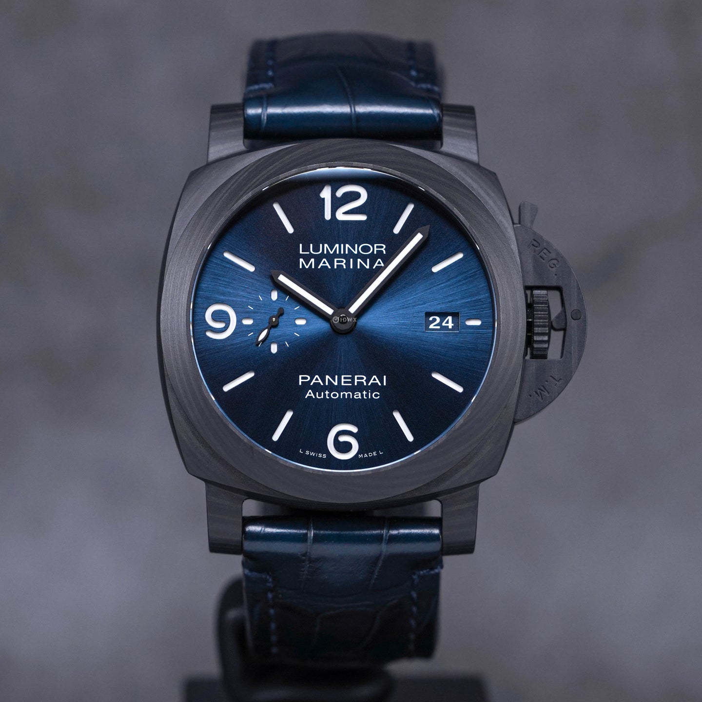 LUMINOR MARINA 44MM CARBOTECH BLUE DIAL PAM 1664 (2021)