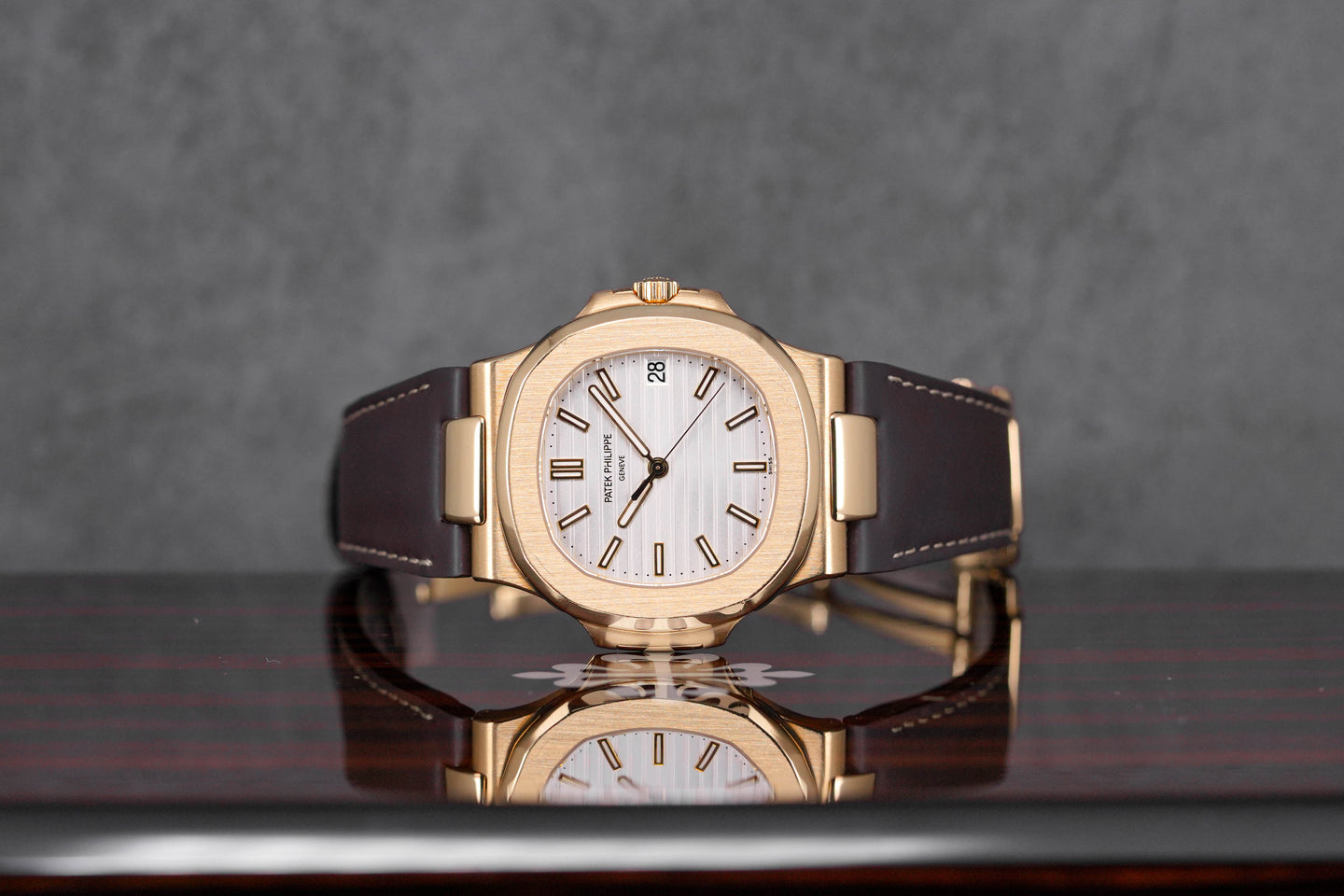 Patek Philippe Nautilus 5711J-001