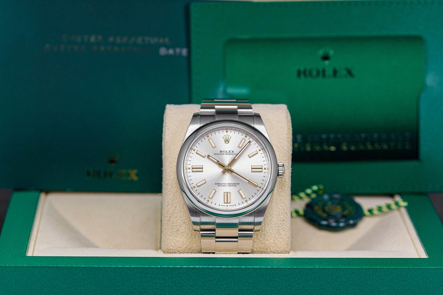 Rolex Oyster Perpetual 124300