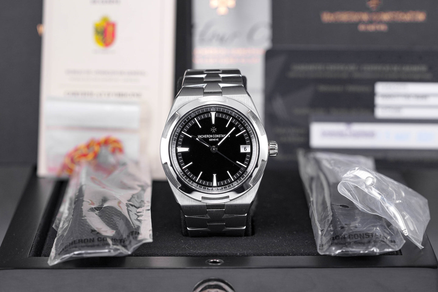 Vacheron Constantin Overseas Black