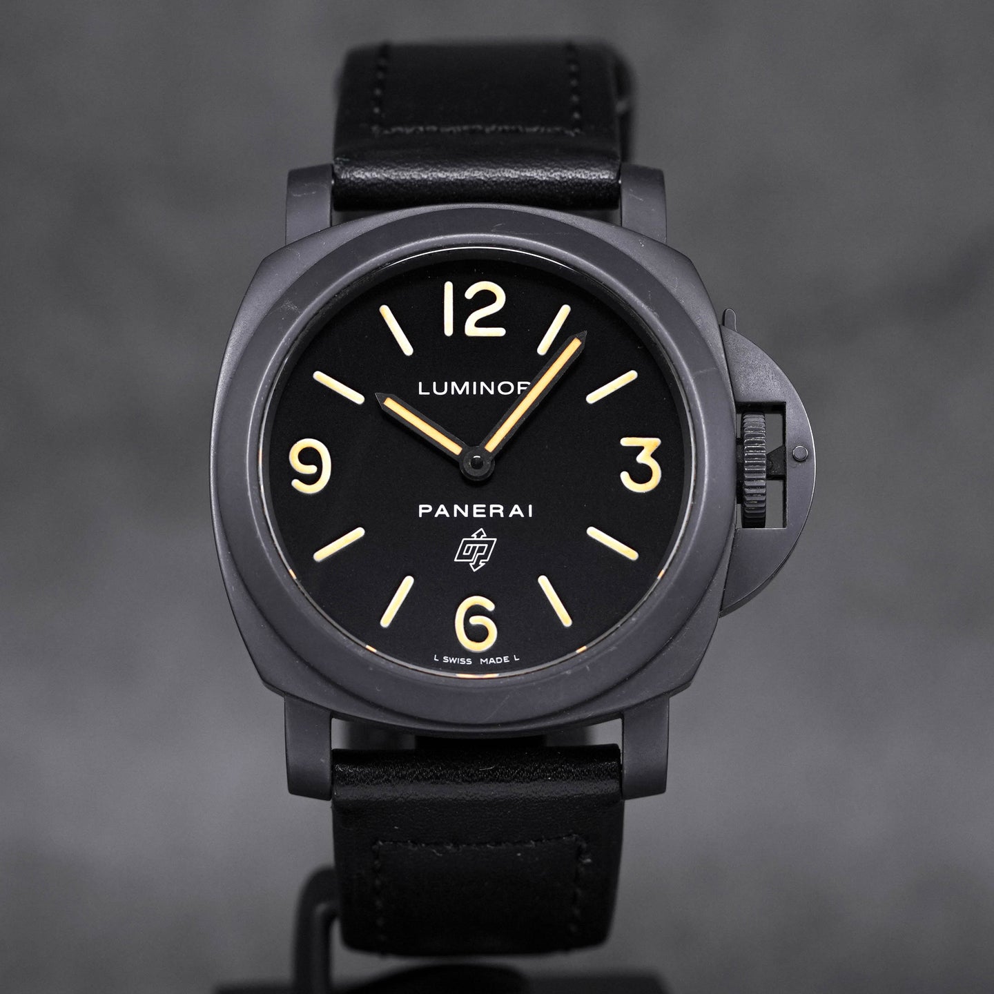 Panerai PAM 000 Base Logo