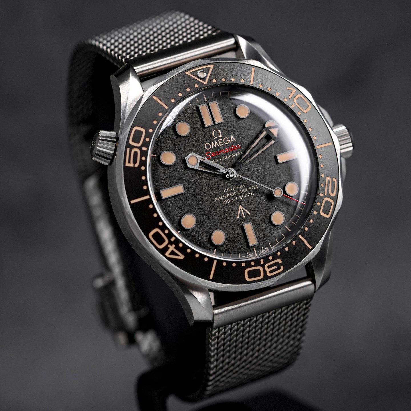 SEAMASTER DIVER 300M TITANIUM 'NO TIME TO DIE' (2021)