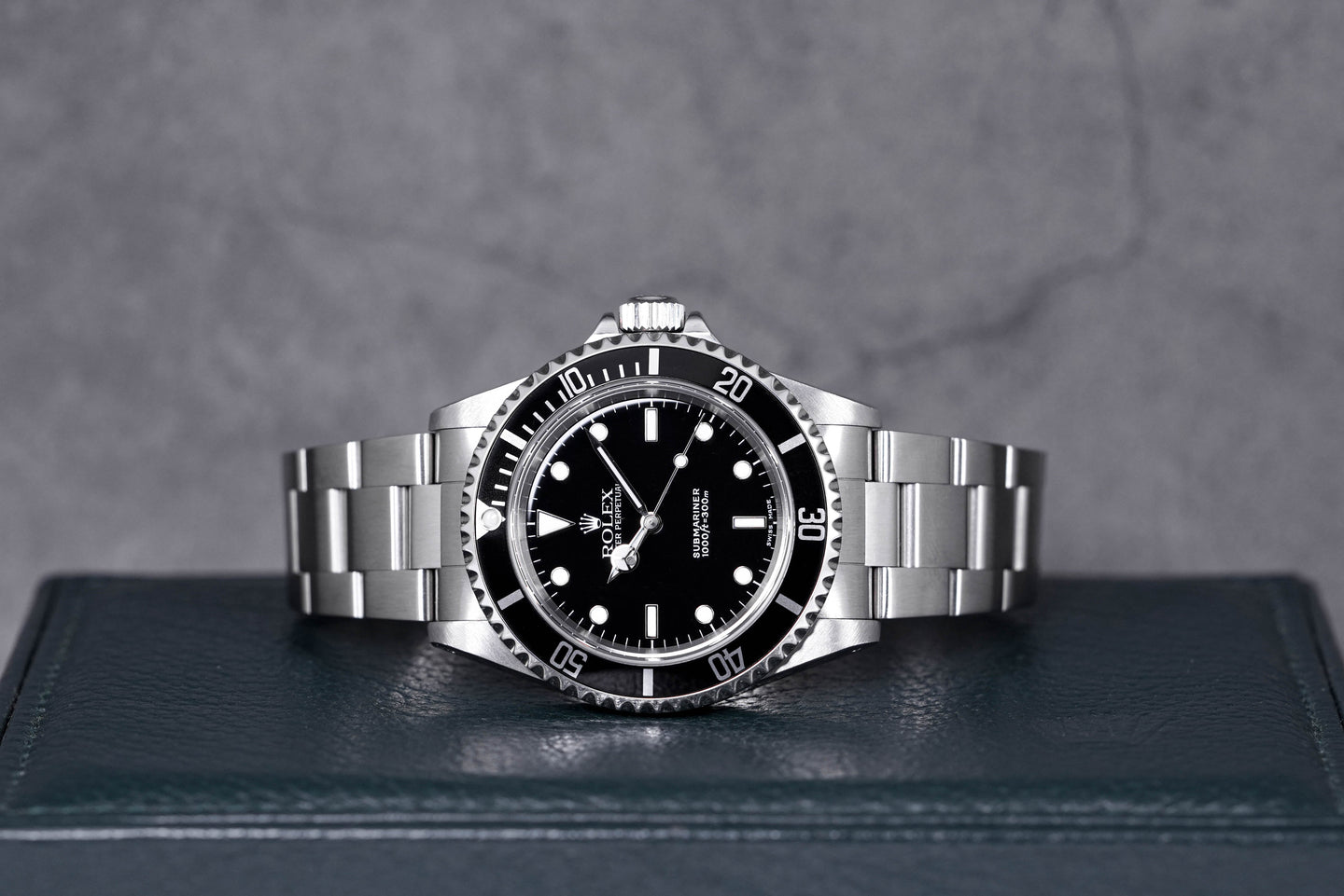 Rolex Submariner No Date 2 Liners Y Series