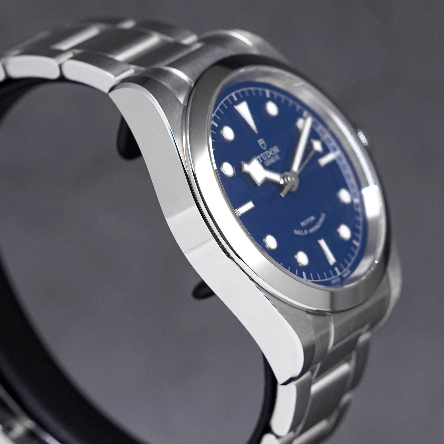 Tudor Black Bay Heritage Blue