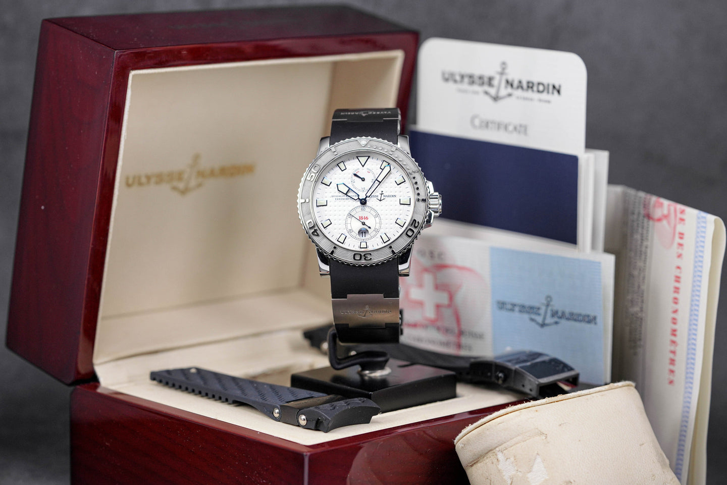 Ulysse Nardin Maxi White