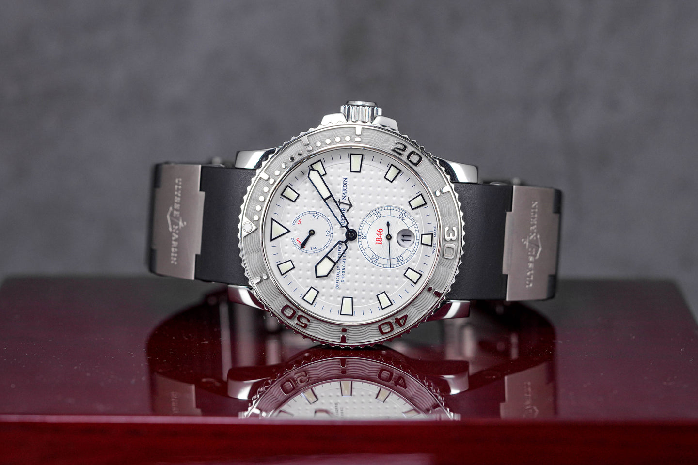 Ulysse Nardin Maxi White